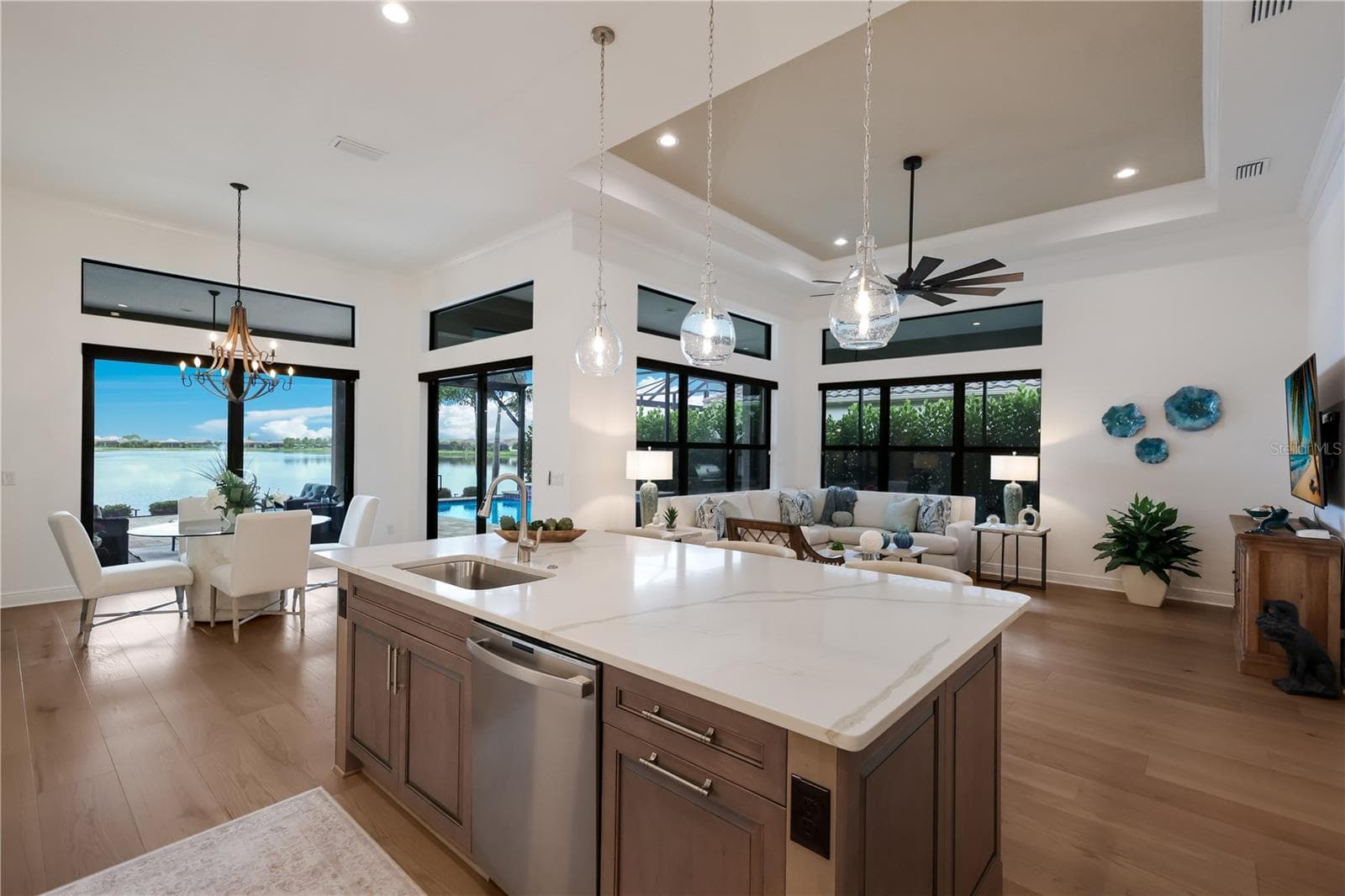 Single Family Residence at 309 BOCELLI DR, NOKOMIS, photo 13 of 82