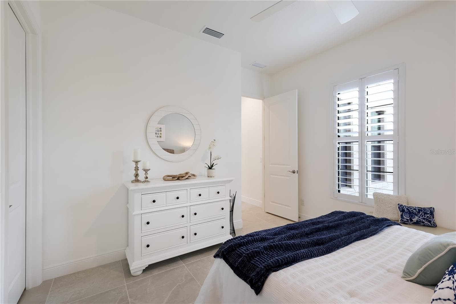 Single Family Residence at 309 BOCELLI DR, NOKOMIS, photo 35 of 82