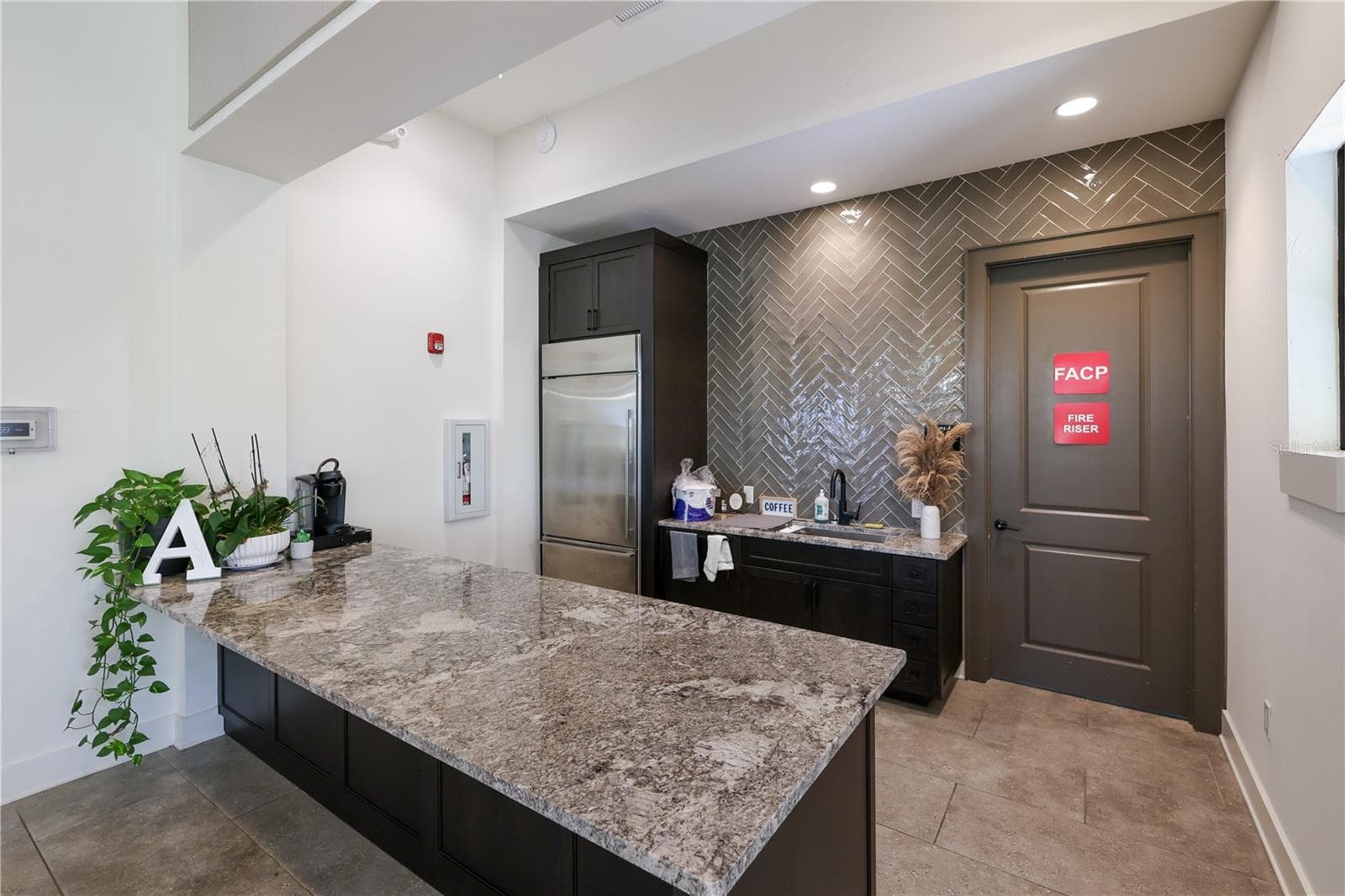 Single Family Residence at 309 BOCELLI DR, NOKOMIS, photo 51 of 82