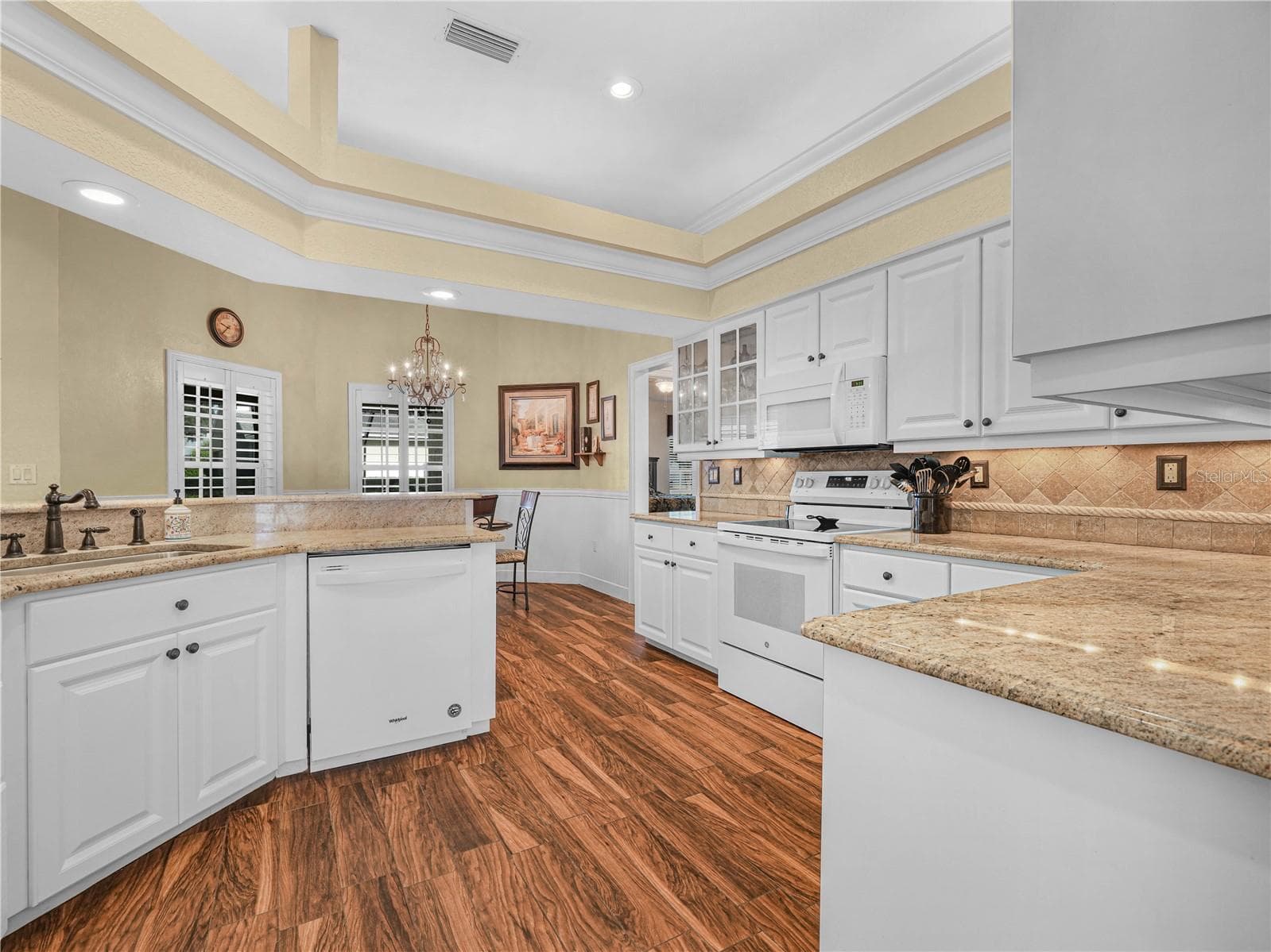 Single Family Residence at 2113 LONGLEAF CIR, LAKELAND, photo 14 of 51