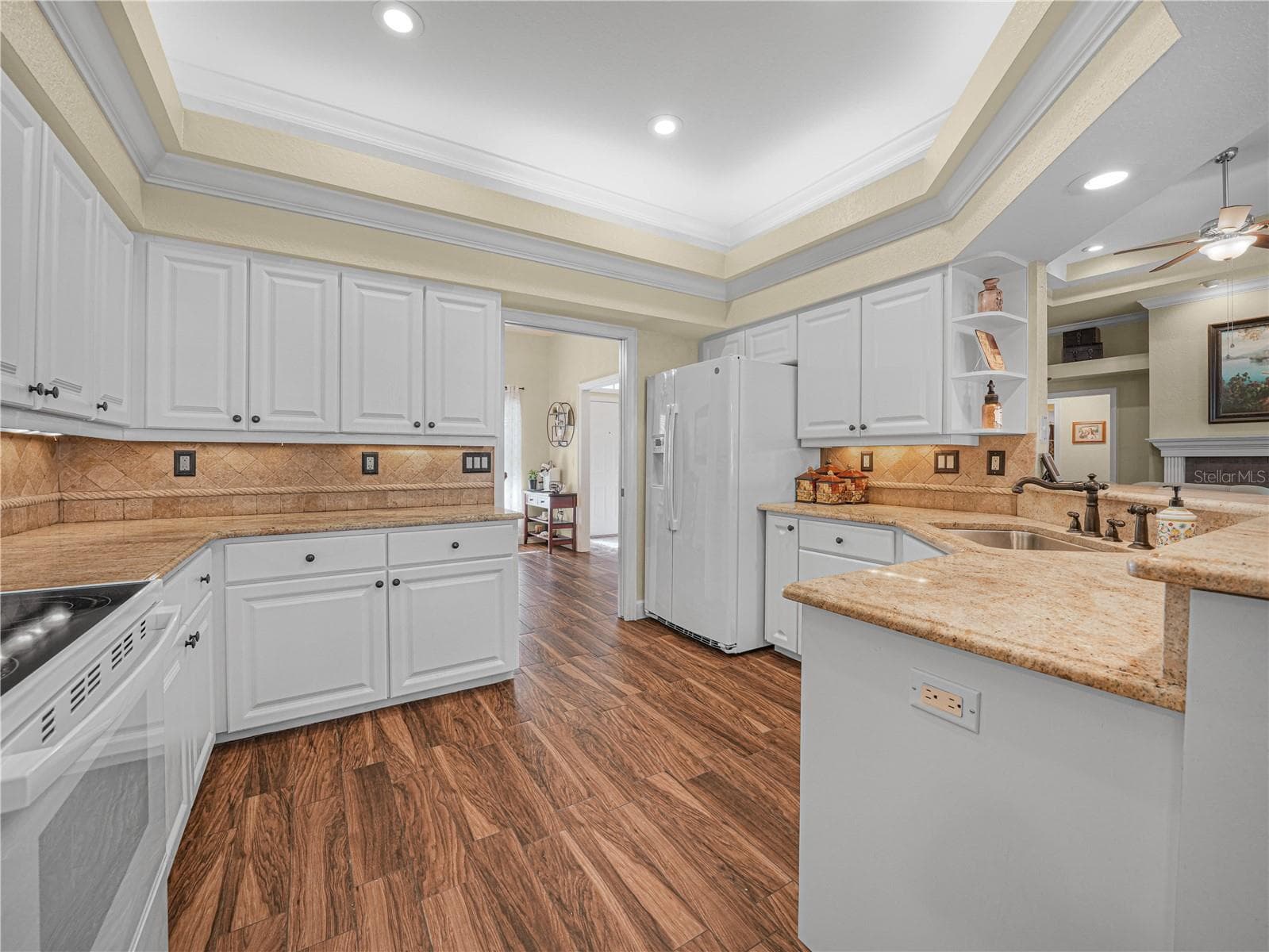 Single Family Residence at 2113 LONGLEAF CIR, LAKELAND, photo 15 of 51