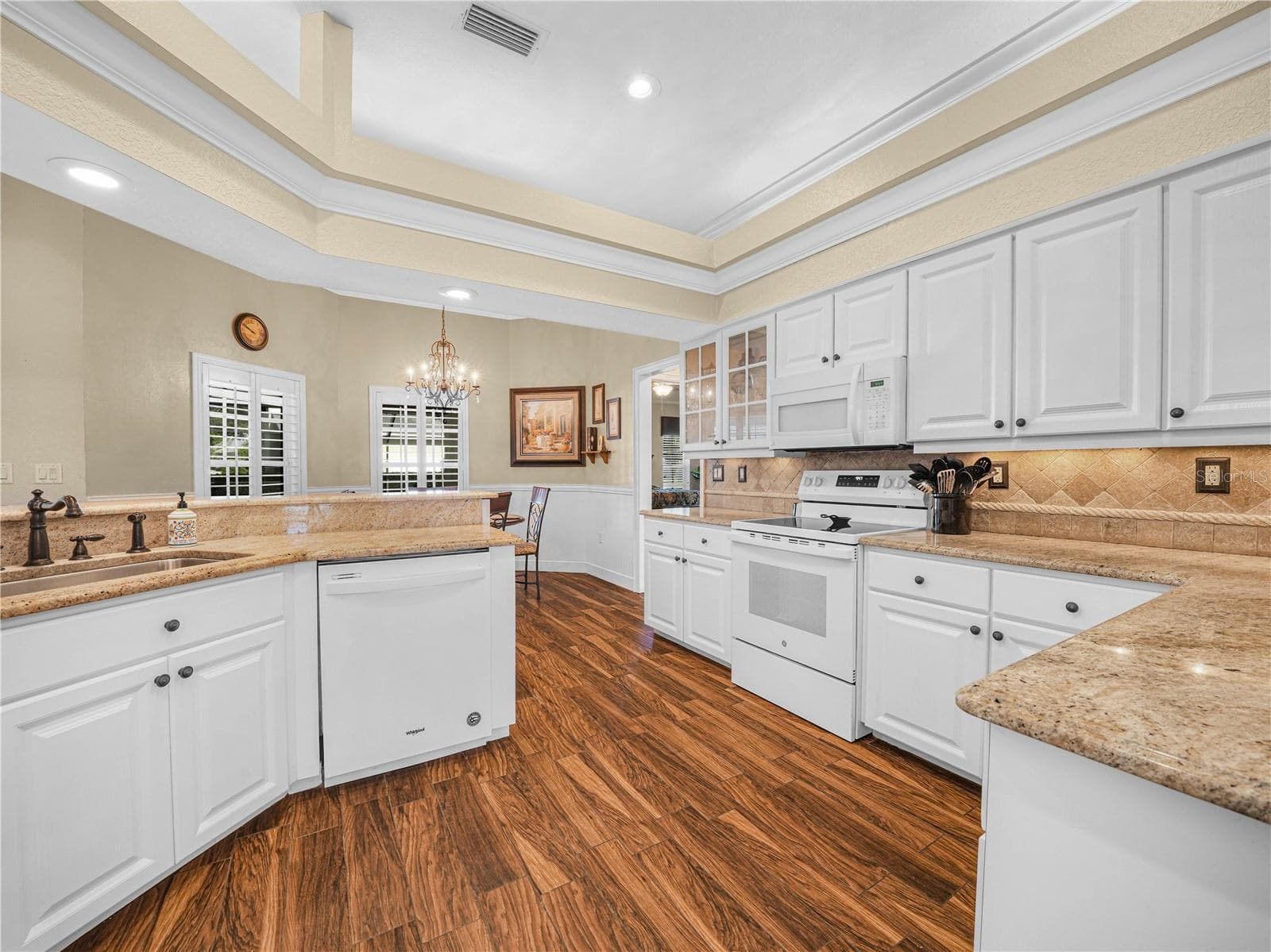 Single Family Residence at 2113 LONGLEAF CIR, LAKELAND, photo 18 of 51