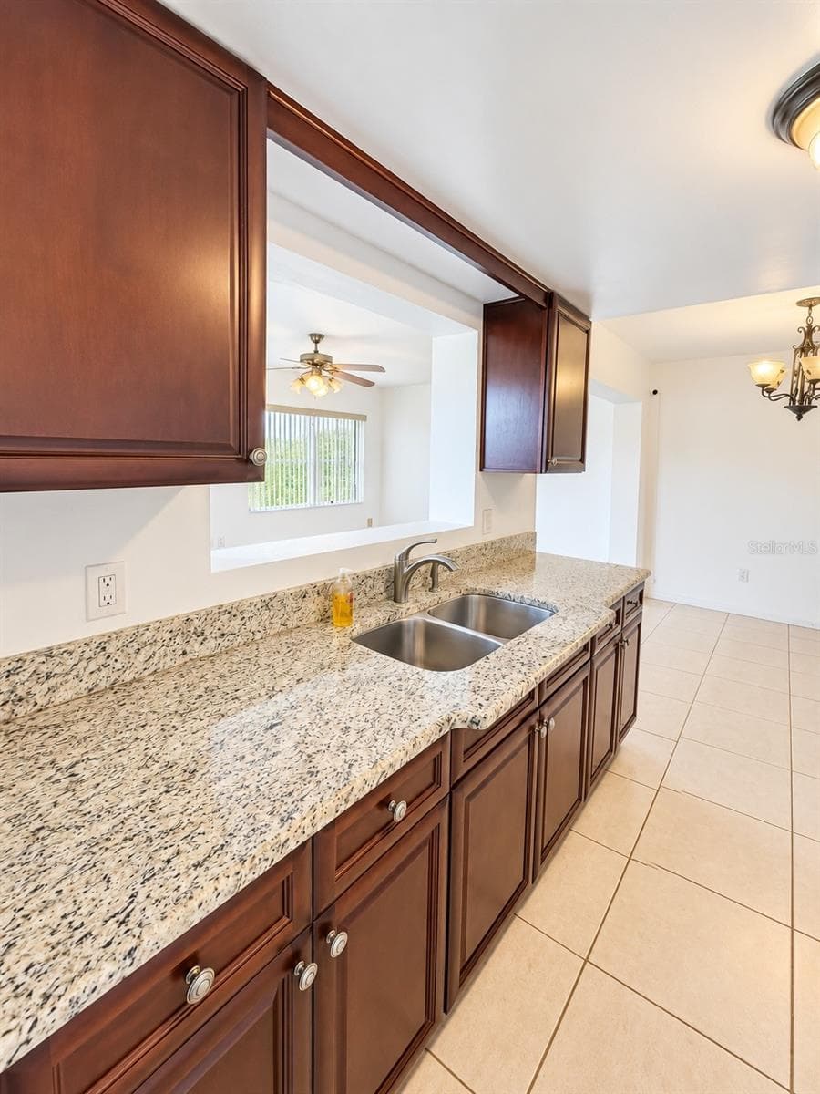 Single Family Residence at 4068 CASTLEGATE DR, ORLANDO, photo 11 of 34