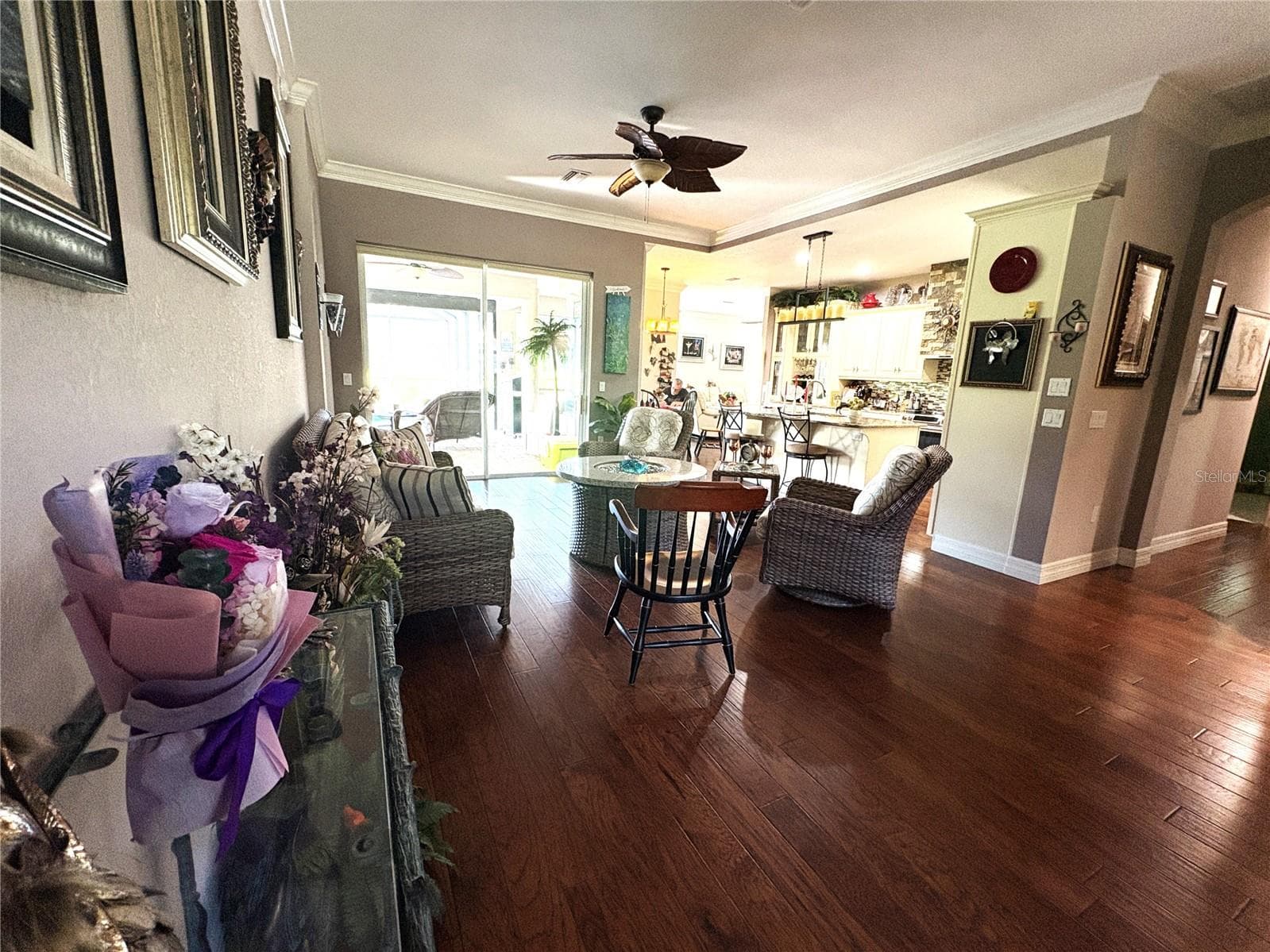 turn around to overlook open living kitchen space - 19588 SW 86TH LN, DUNNELLON