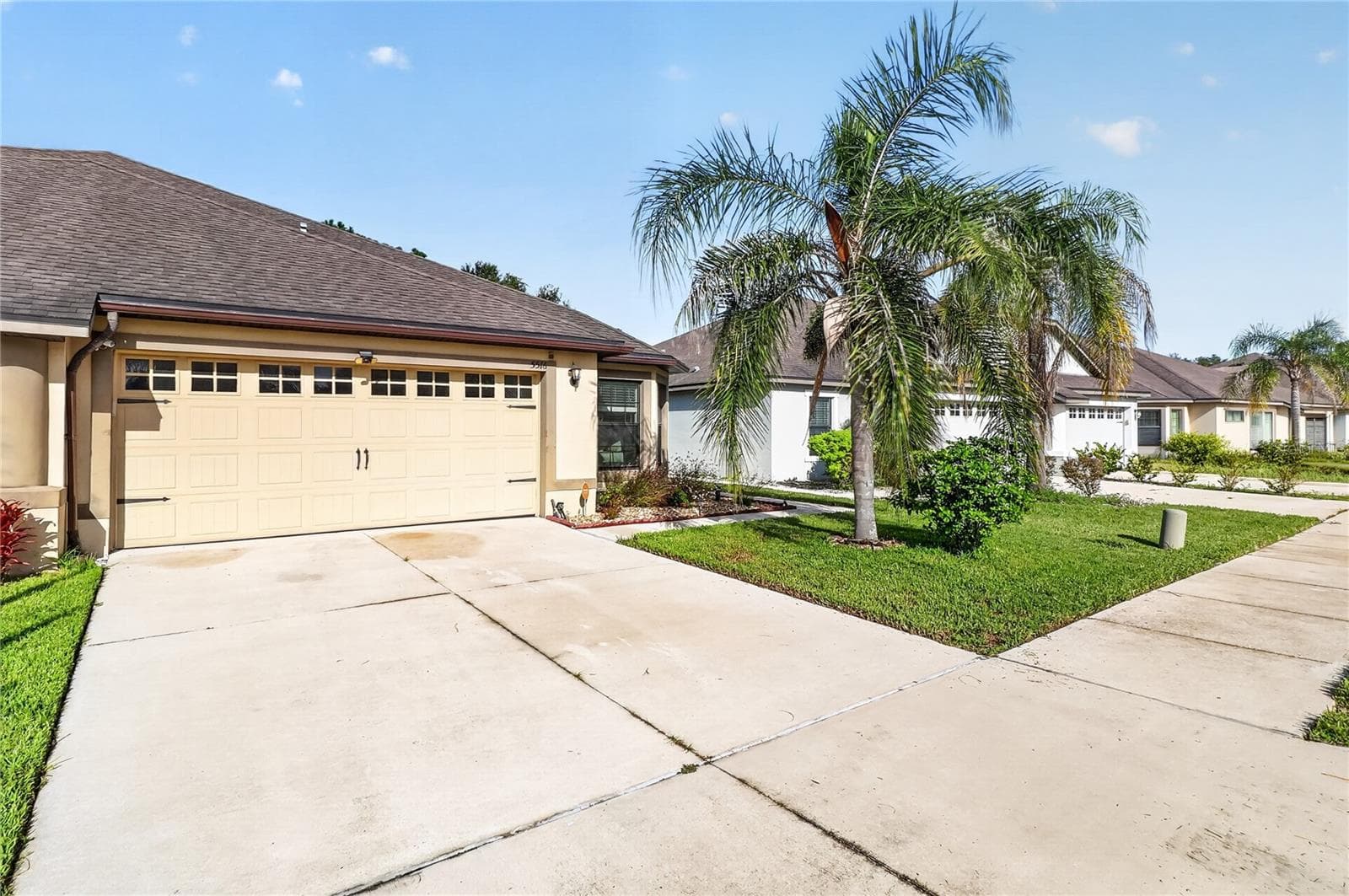 Single Family Residence at 5516 MAGGIORE BLVD, LAKELAND, photo 2 of 60
