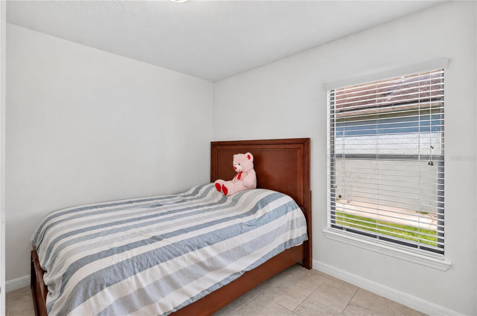 Single Family Residence at 5516 MAGGIORE BLVD, LAKELAND, photo 32 of 60