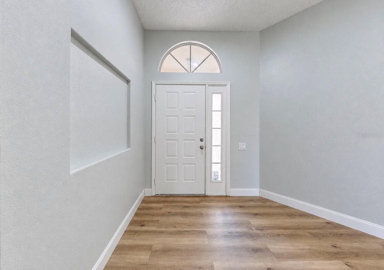 Entryway/ Foyer - 4115 MURFIELD DR E, BRADENTON