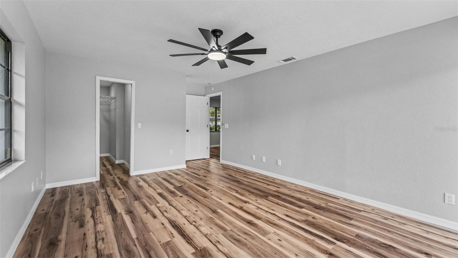 Single Family Residence at 1100 HAMMOCK SHADE DR, LAKELAND, photo 34 of 45