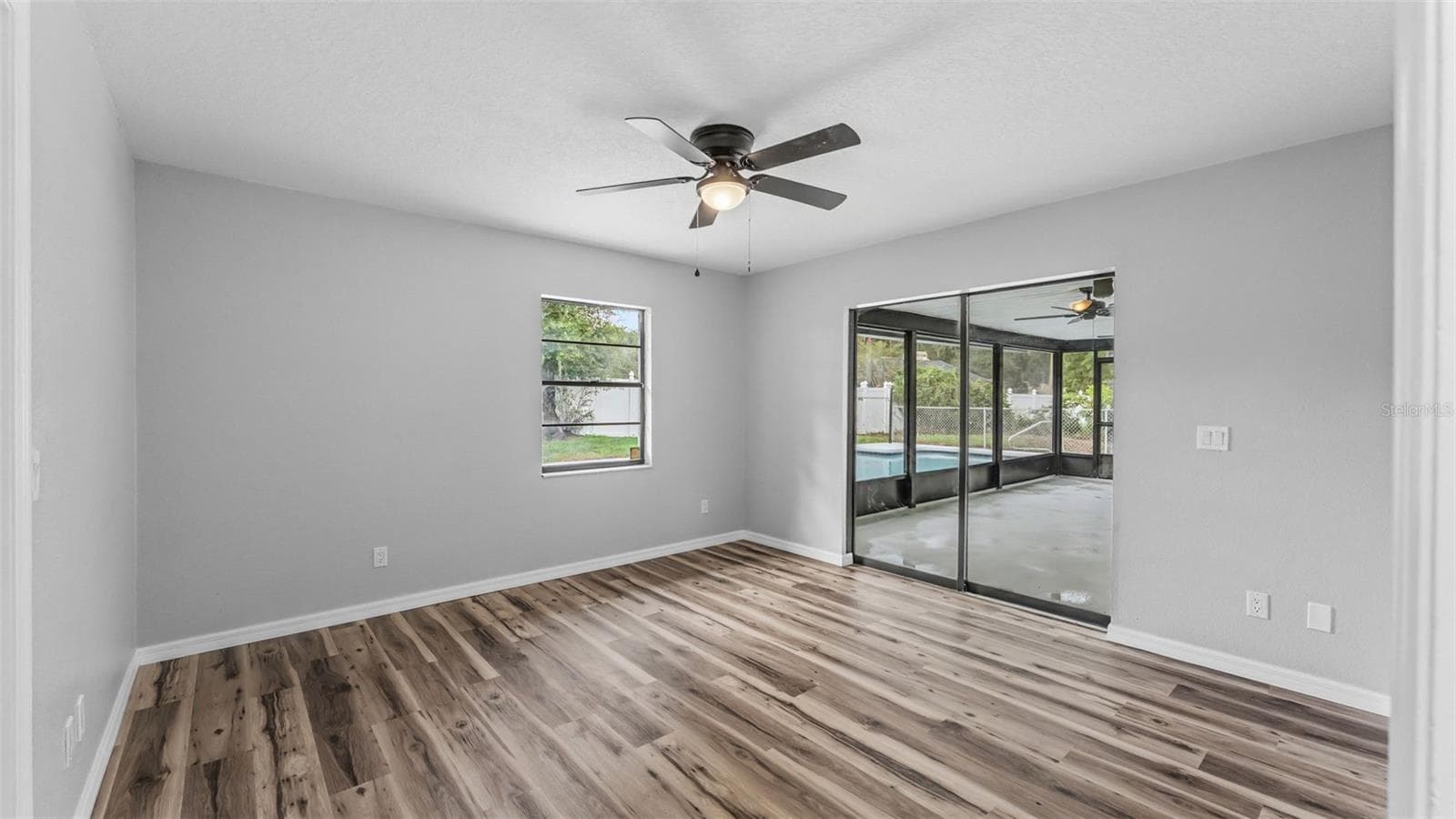 Single Family Residence at 1100 HAMMOCK SHADE DR, LAKELAND, photo 36 of 45
