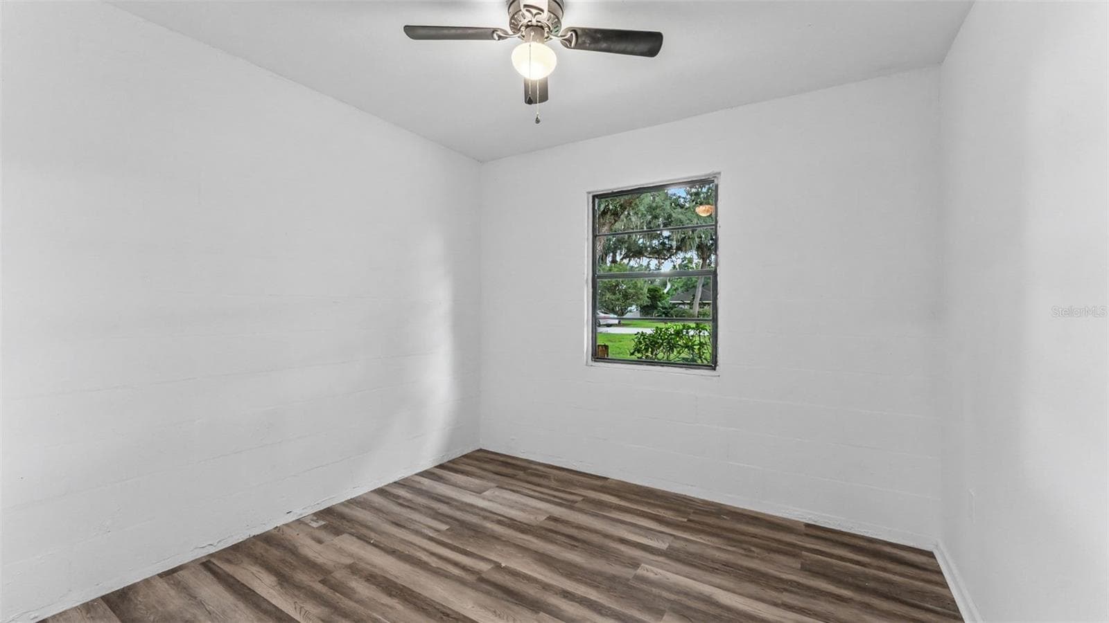 Single Family Residence at 1100 HAMMOCK SHADE DR, LAKELAND, photo 44 of 45