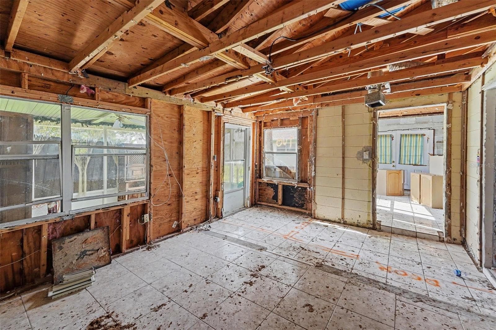 Single Family Residence at 1811 2ND ST, INDIAN ROCKS BEACH, photo 18 of 33