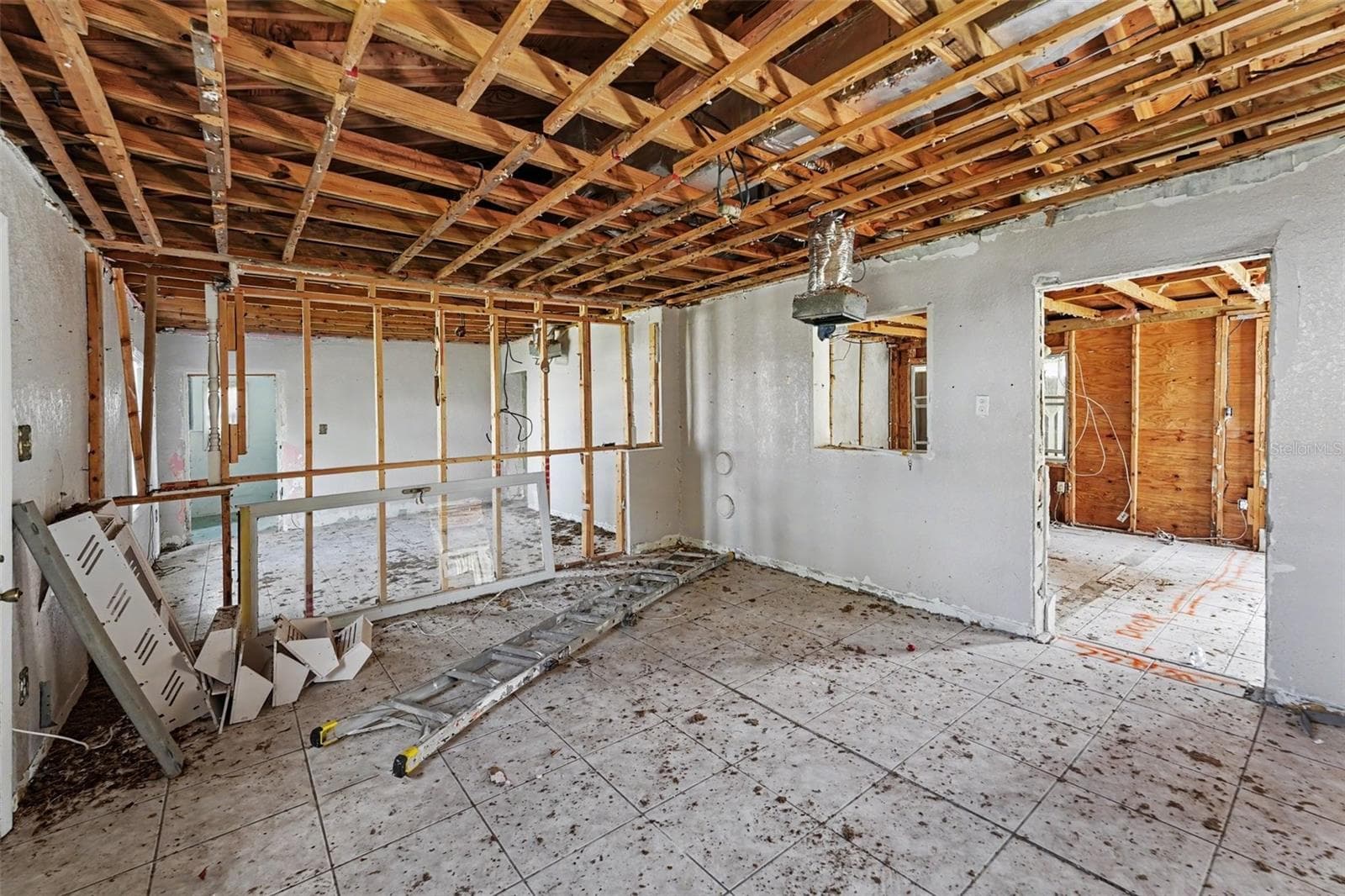 Single Family Residence at 1811 2ND ST, INDIAN ROCKS BEACH, photo 21 of 33