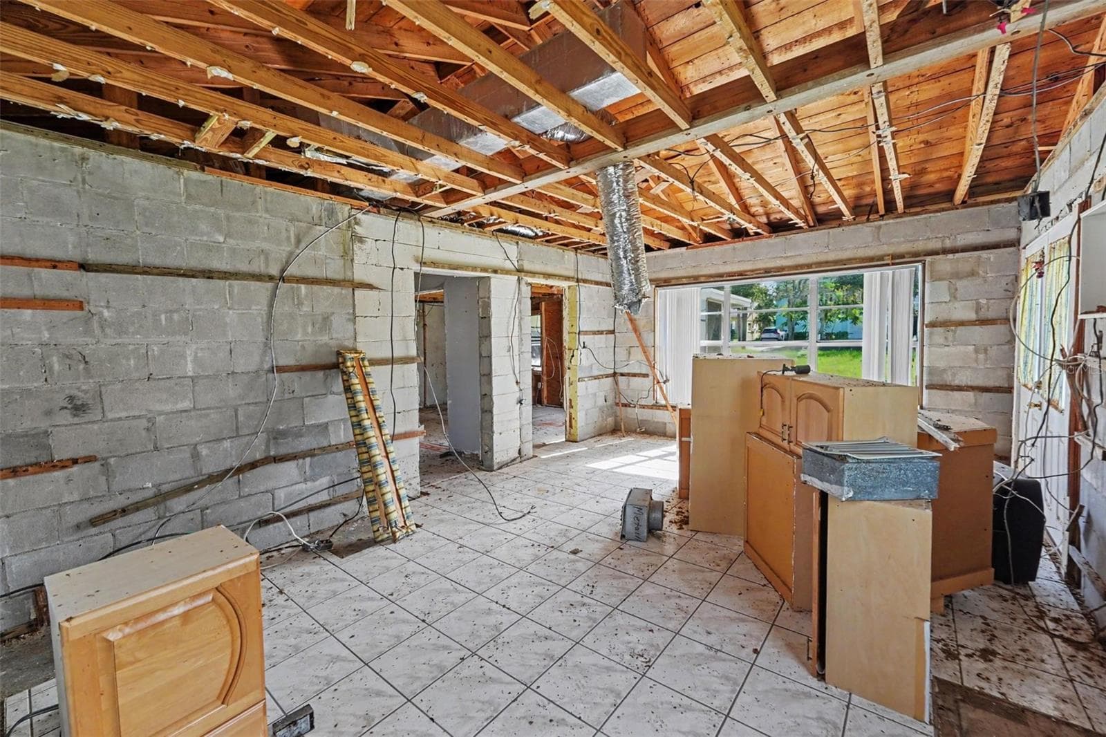 Single Family Residence at 1811 2ND ST, INDIAN ROCKS BEACH, photo 26 of 33