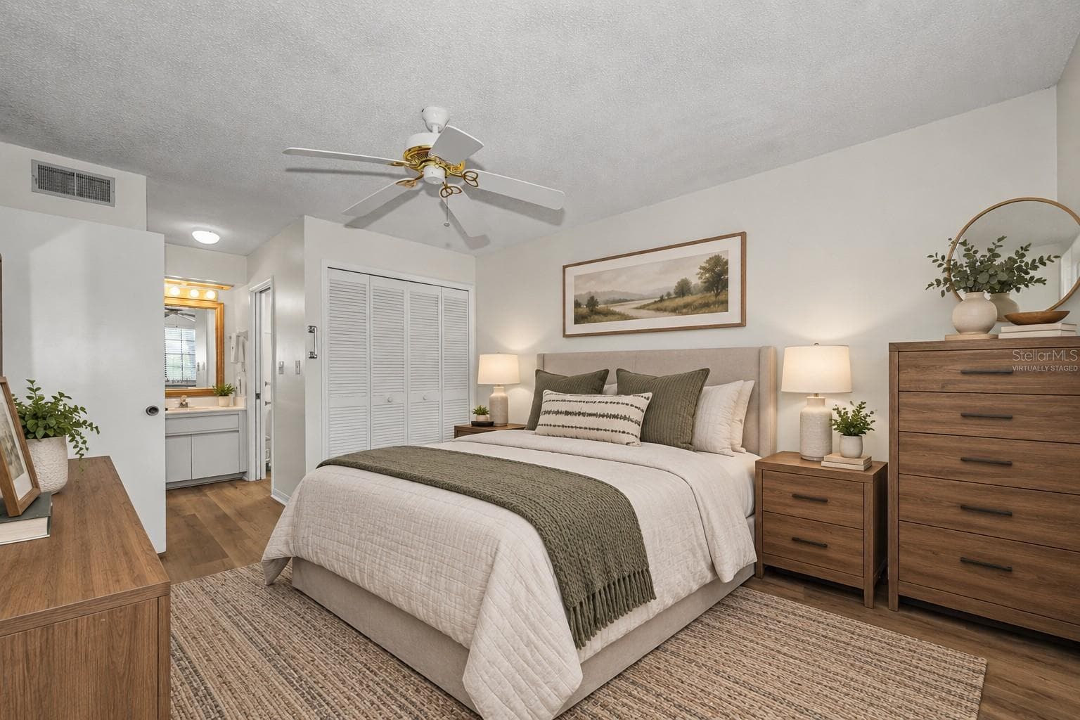 virtually staged, owners suite - 2119 ELM ST #103, DUNEDIN