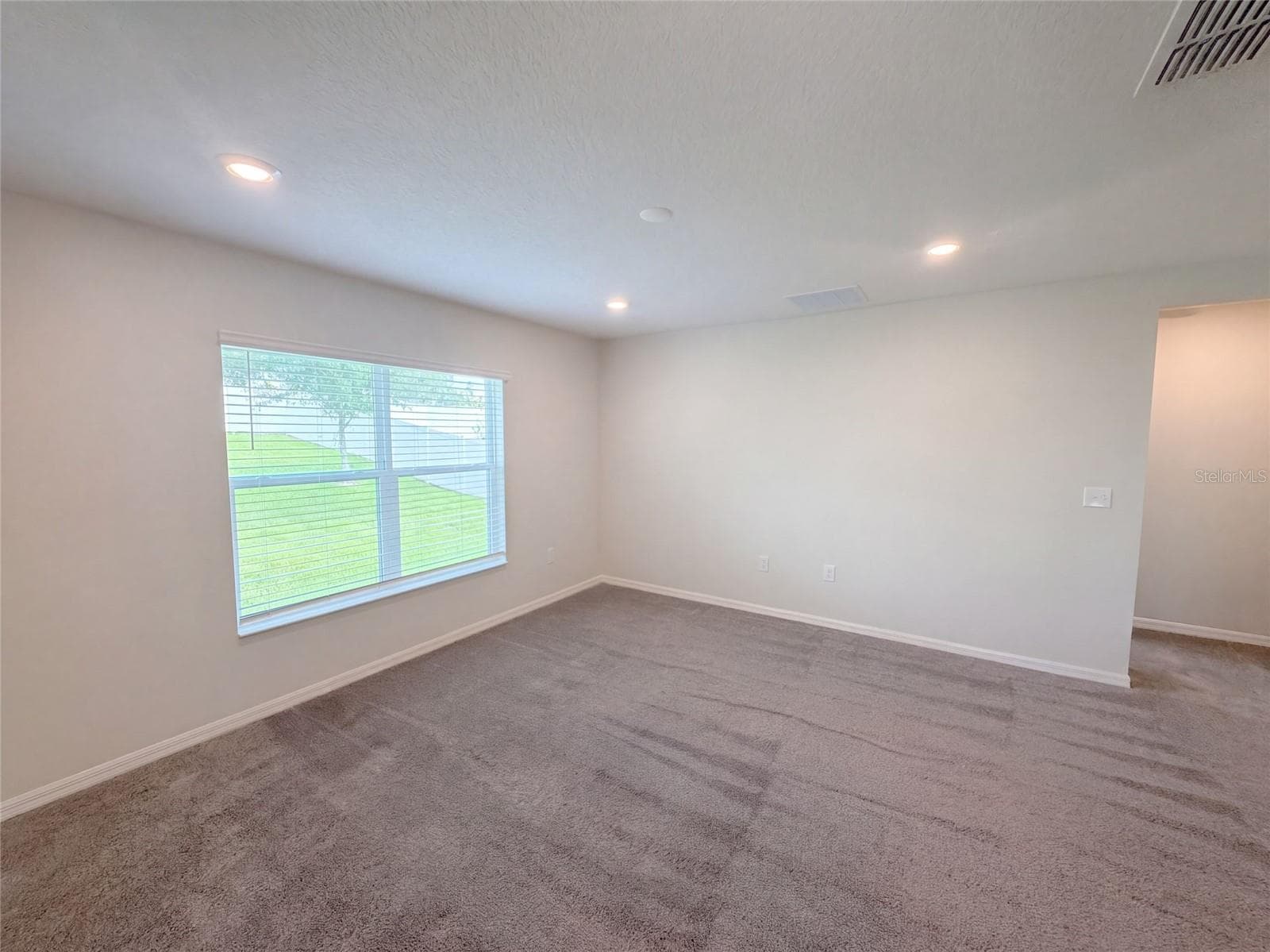Single Family Residence at 2367 BISCOTTO CIR, DAVENPORT, photo 3 of 15