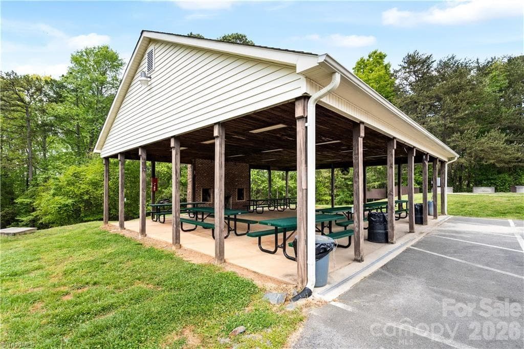 Single Family Residence at 106 Deer Field Drive, New London, photo 38 of 48