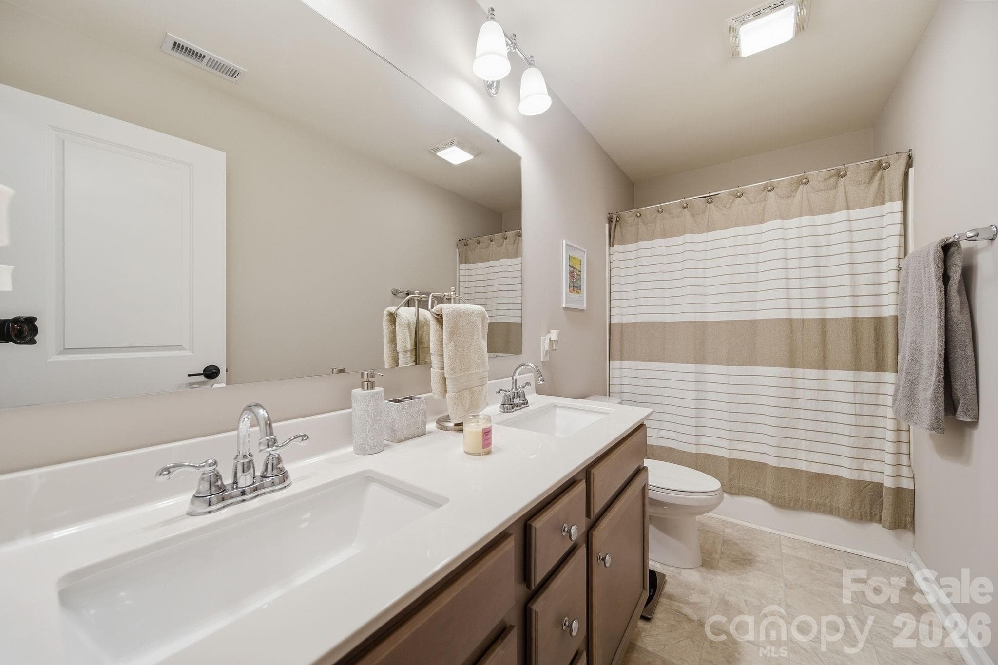 Single Family Residence at 377 Brannon Meadows Drive, York, photo 28 of 33