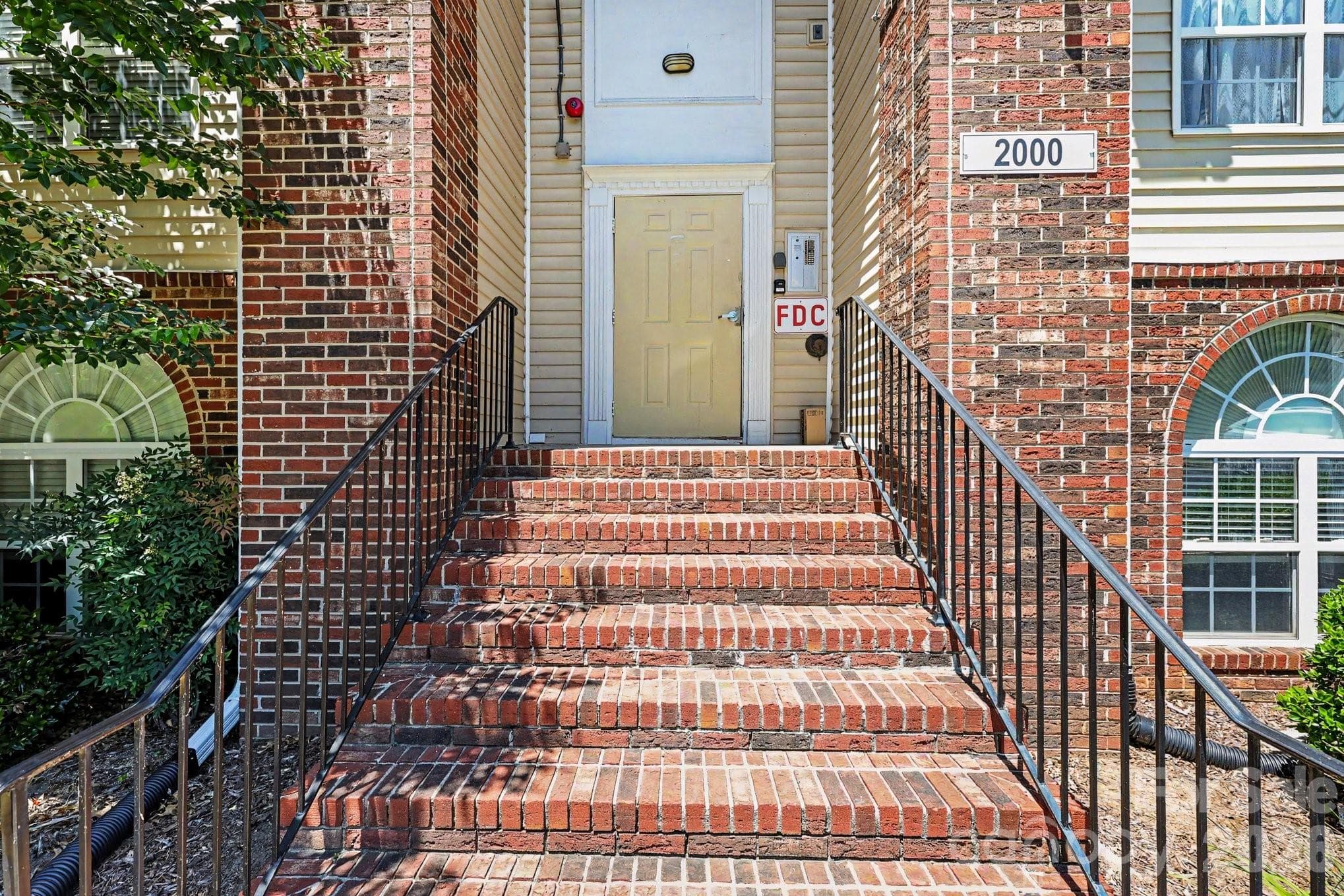 2012 Salem Bluff Drive