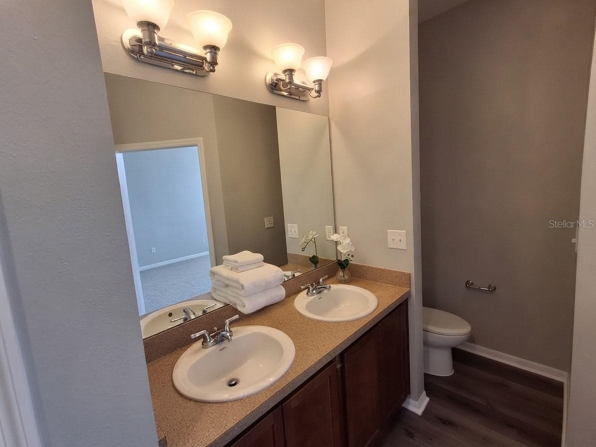 Townhouse at 8319 KING BLOSSOM CT, TAMPA, photo 23 of 25
