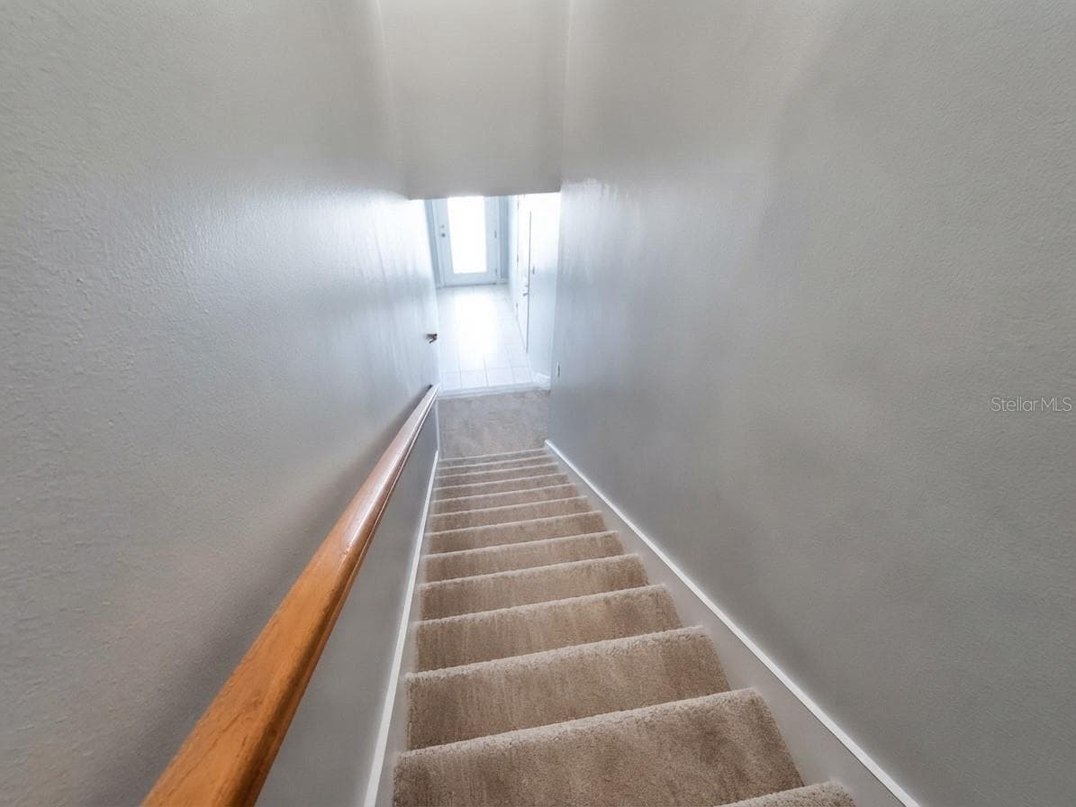 Townhouse at 8319 KING BLOSSOM CT, TAMPA, photo 13 of 25