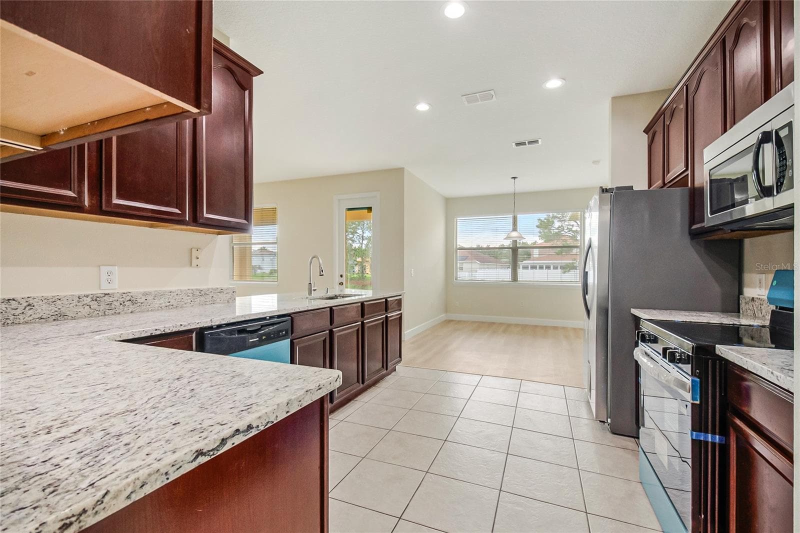 Single Family Residence at 3020 PALERMO ROSE WAY, KISSIMMEE, photo 16 of 30