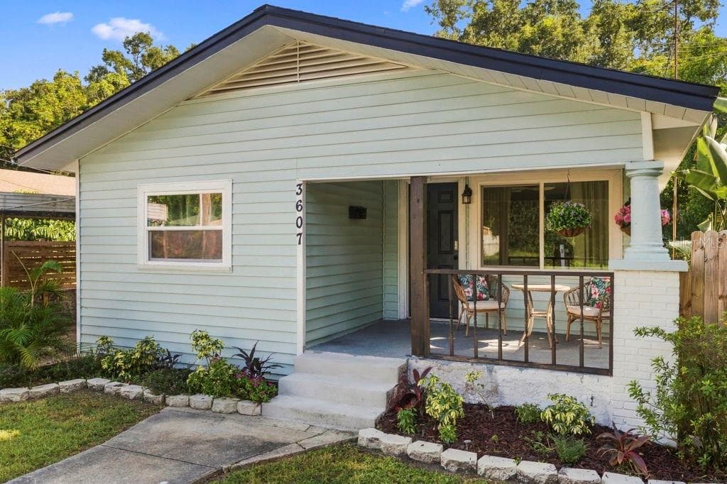 Single Family Residence at 3607 E 24TH AVE, TAMPA, photo 4 of 46