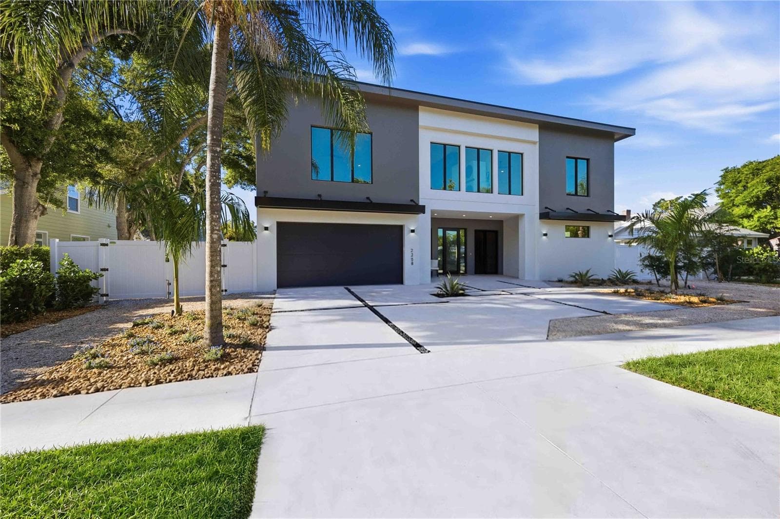 Front Elevation - 2258 ARLINGTON ST, SARASOTA
