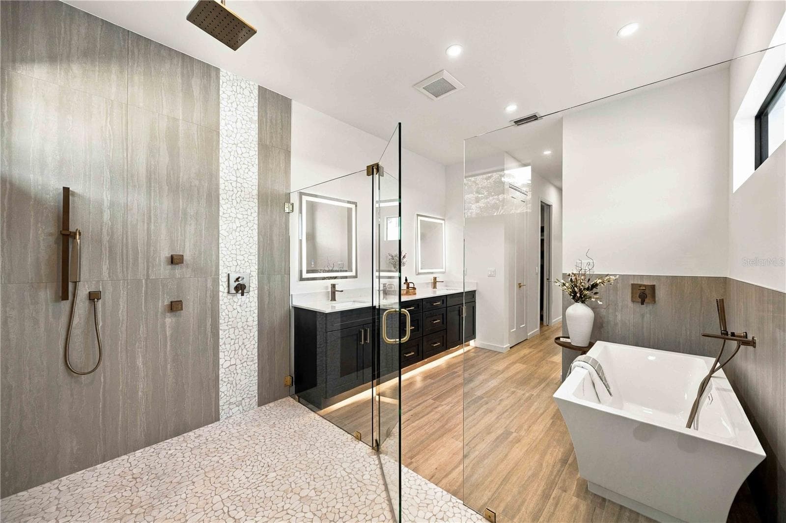 Primary ensuite Bathroom w-multi-shower heads (#1) - 2258 ARLINGTON ST, SARASOTA