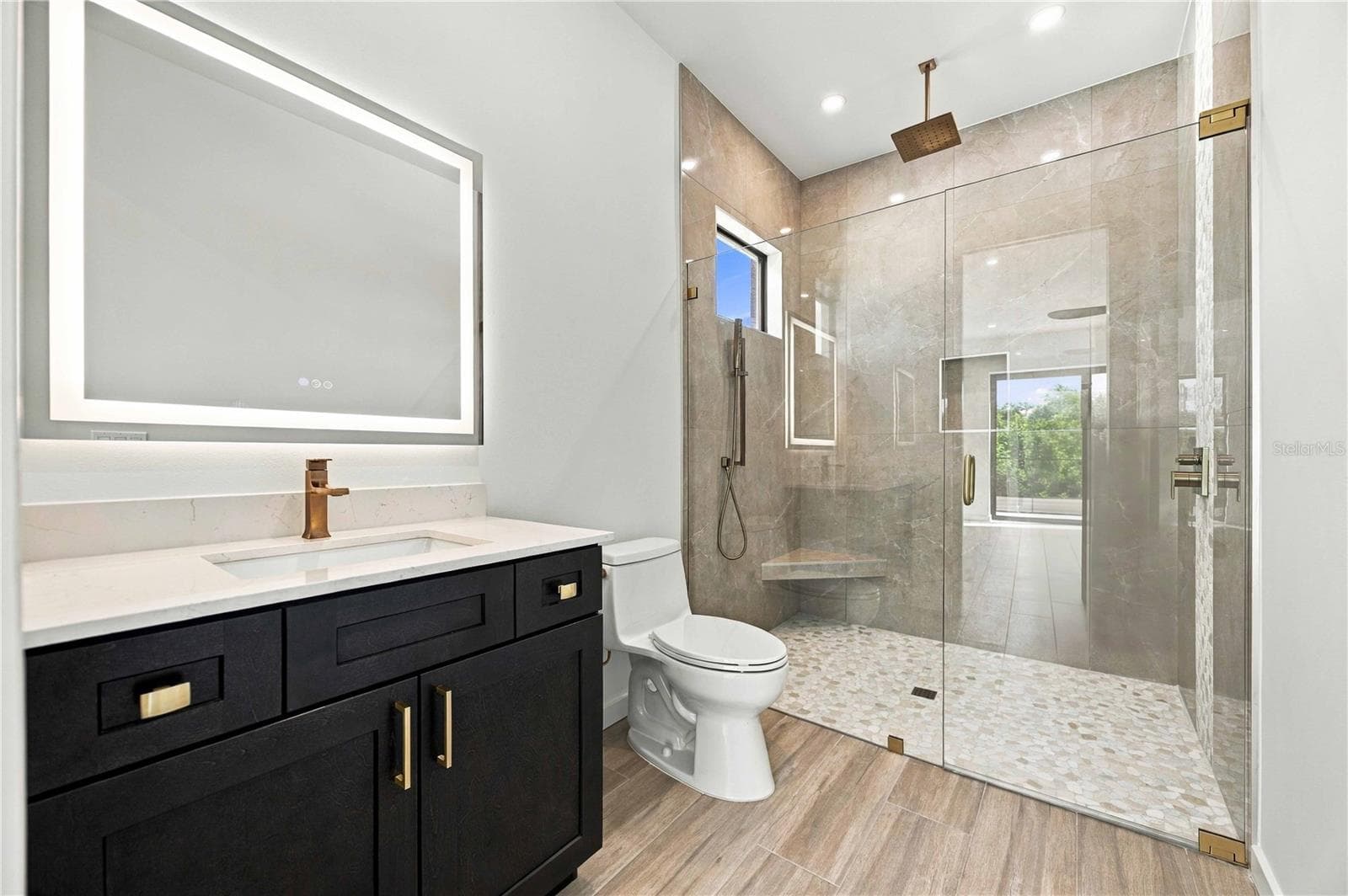 5th bedroom ensuite 5th bathroom - 2258 ARLINGTON ST, SARASOTA