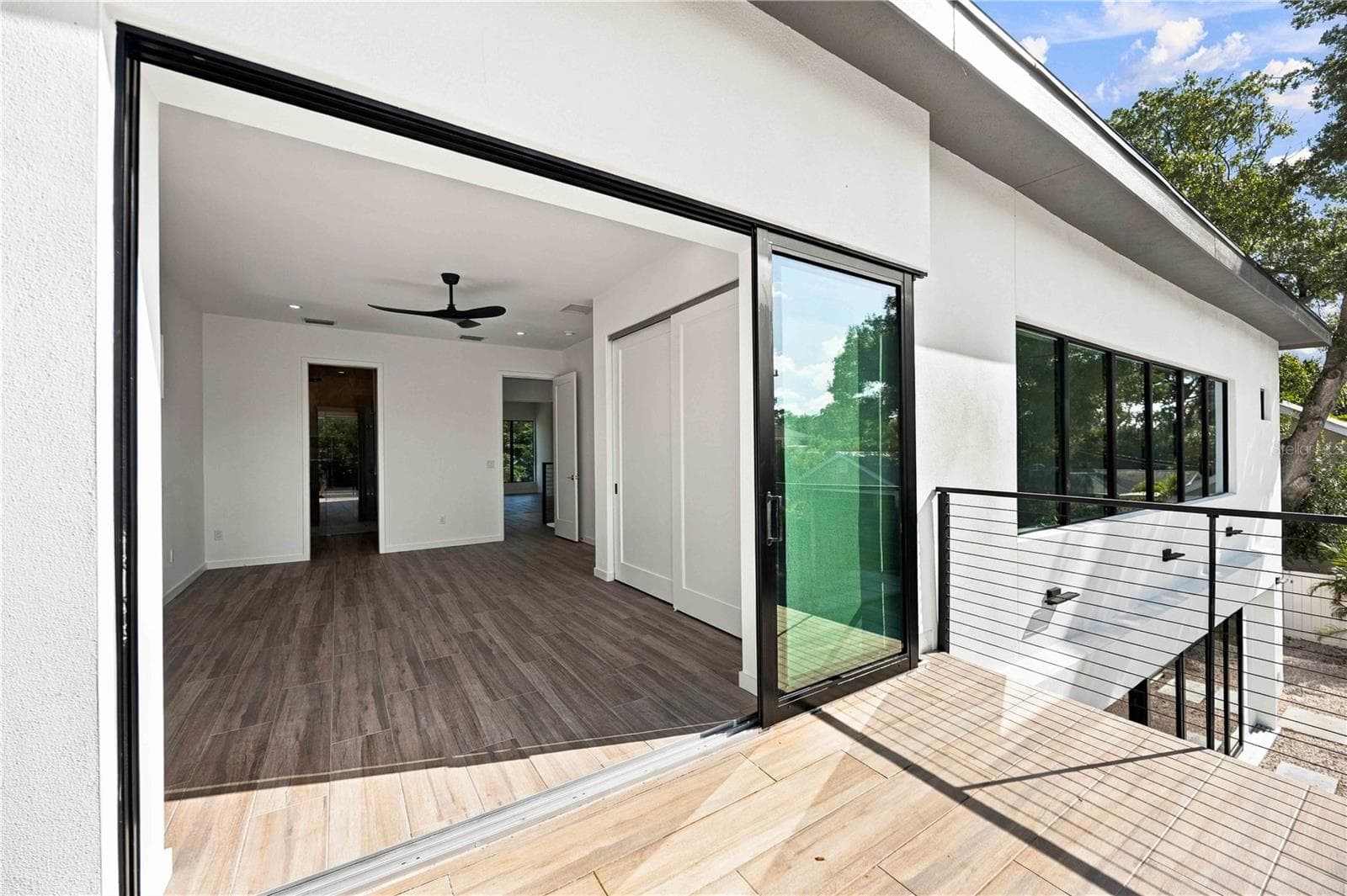 Upstairs 5th bedroom balcony - 2258 ARLINGTON ST, SARASOTA