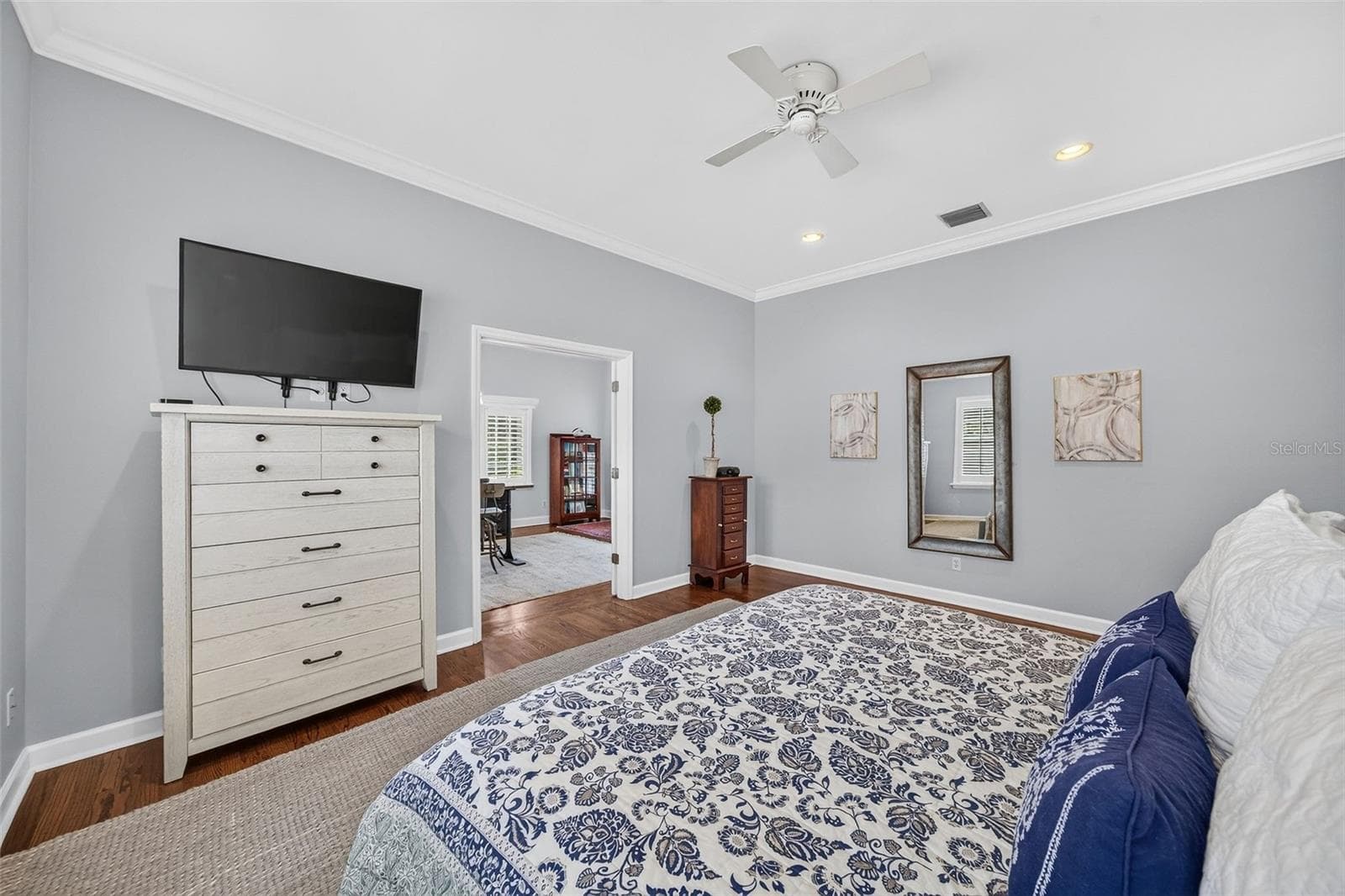 Primary bedroom - 1230 NORWOOD PL, ORLANDO