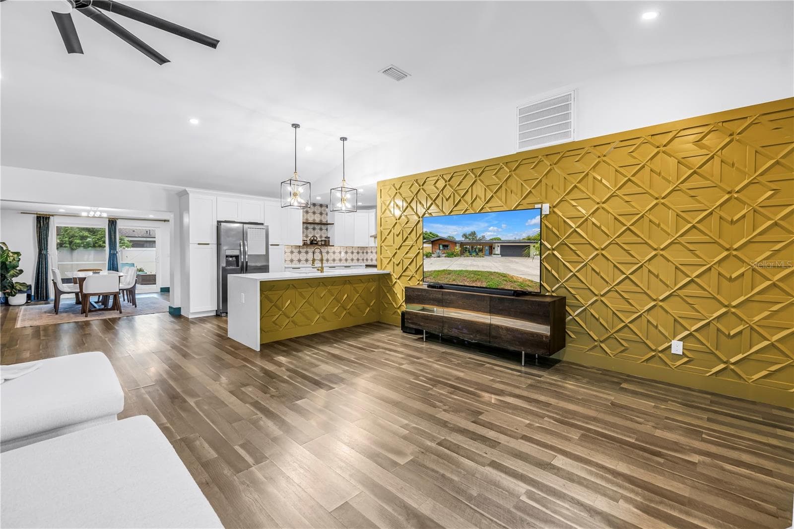 Single Family Residence at 2690 65TH AVE S, ST PETERSBURG, photo 12 of 51