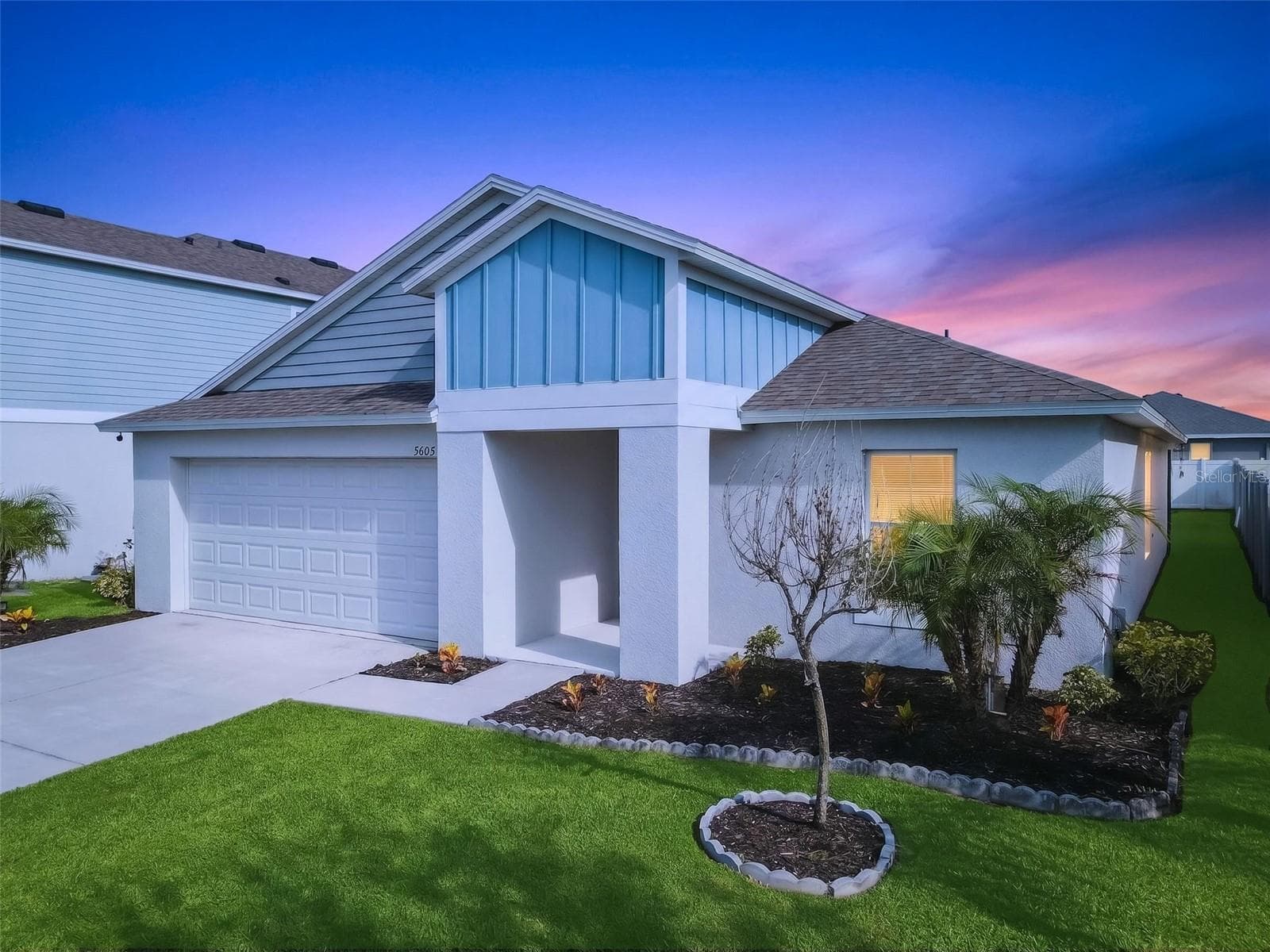 Single Family Residence at 5605 ARLINGTON RIVER DR, LAKELAND, photo 3 of 42