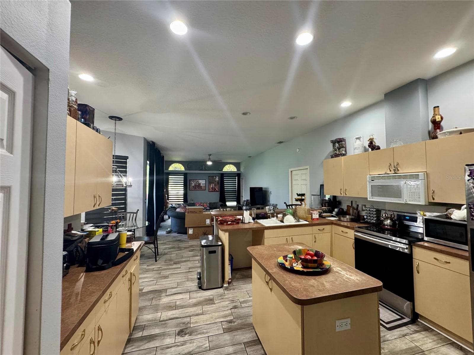 Single Family Residence at 6019 E 60TH PL, PALMETTO, photo 7 of 11