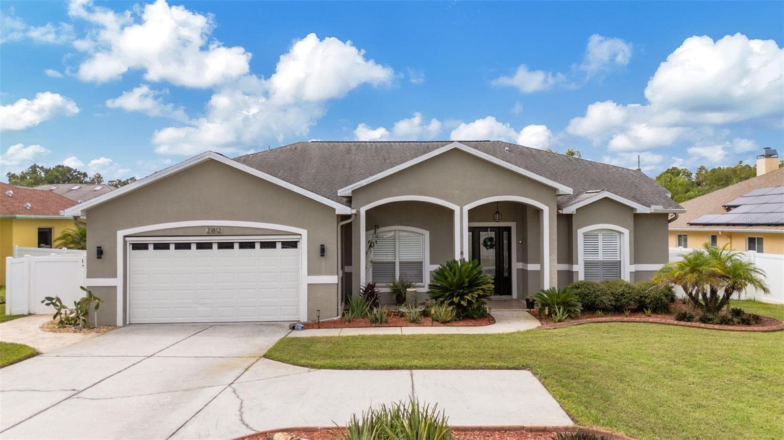21812 CARSON DR