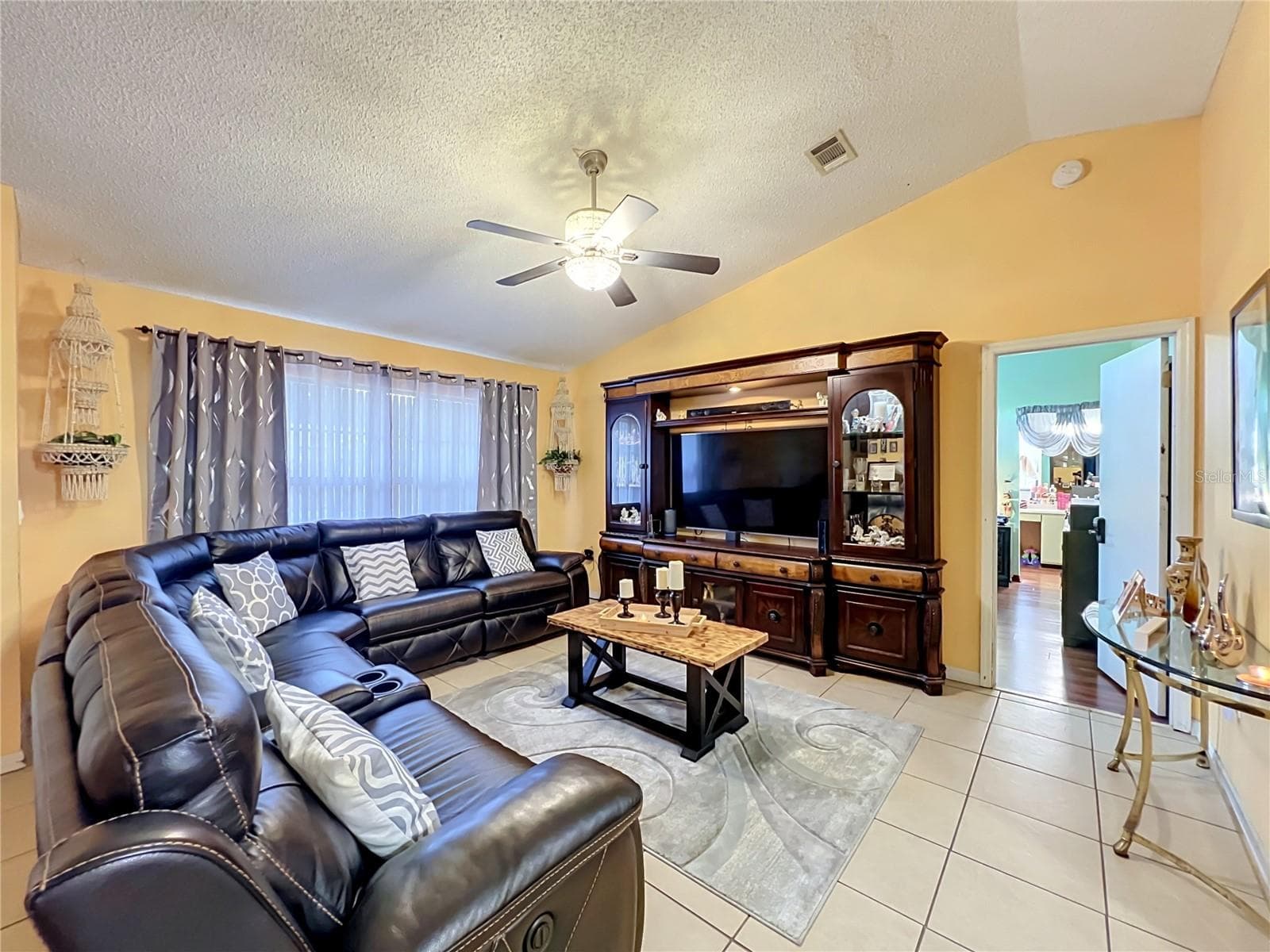 Single Family Residence at 3438 BRETWOOD DR, ORLANDO, photo 8 of 58