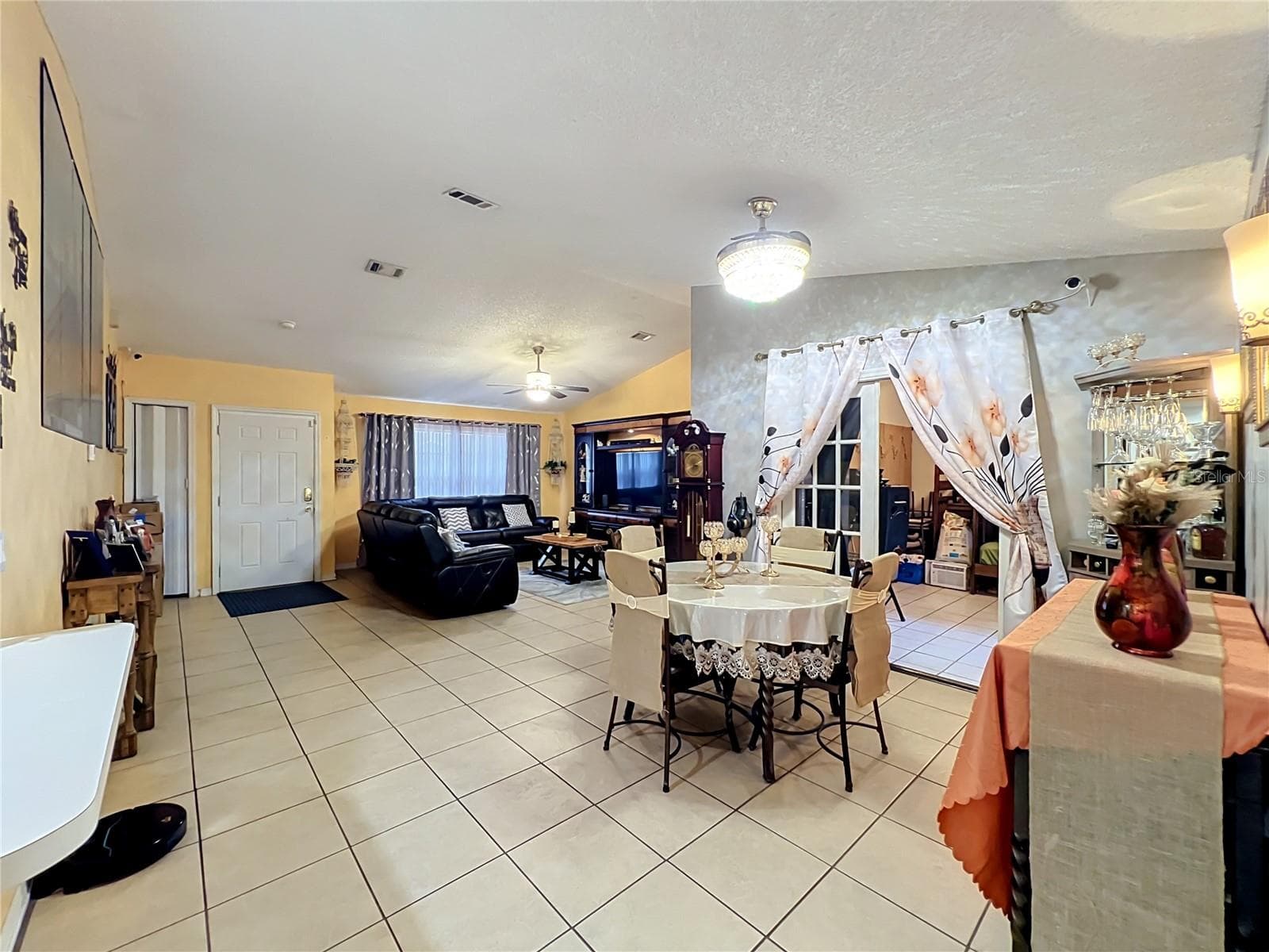 Single Family Residence at 3438 BRETWOOD DR, ORLANDO, photo 10 of 58