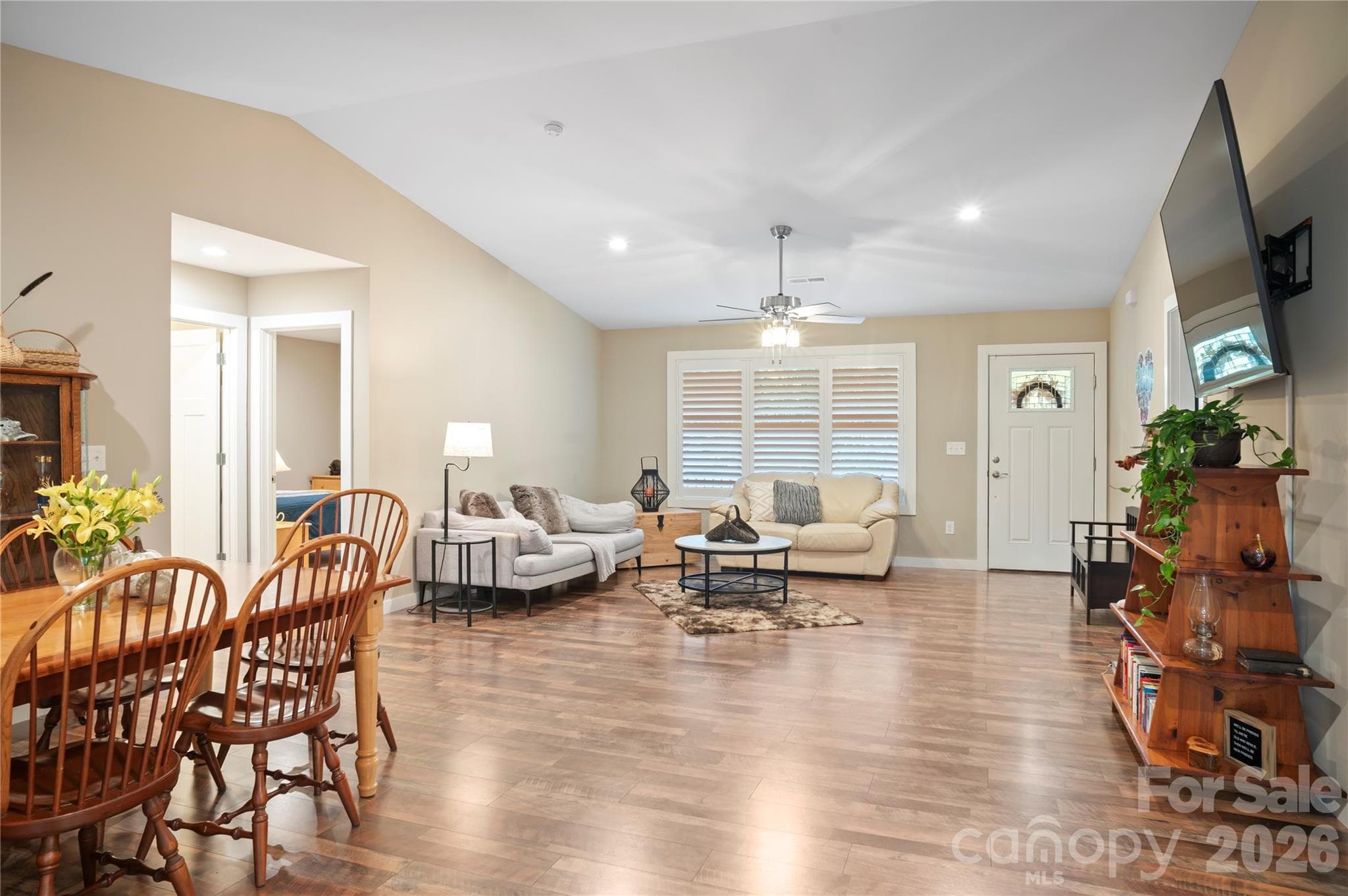 Single Family Residence at 212 Walt Drive, Hendersonville, photo 21 of 45