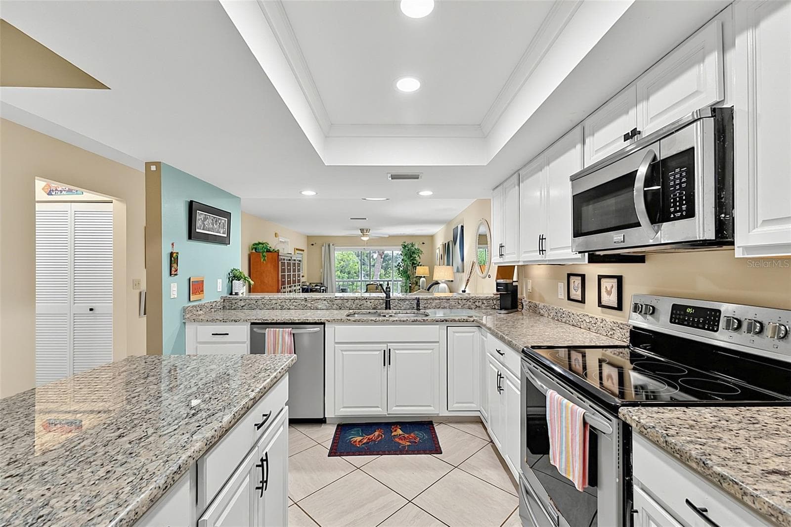 stainless, granite... - 7143 WOOD CREEK DR #203, SARASOTA