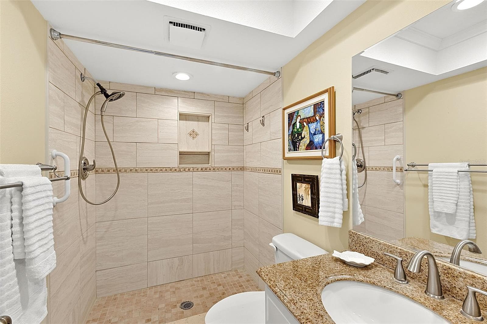 MAIN BATH - 7143 WOOD CREEK DR #203, SARASOTA