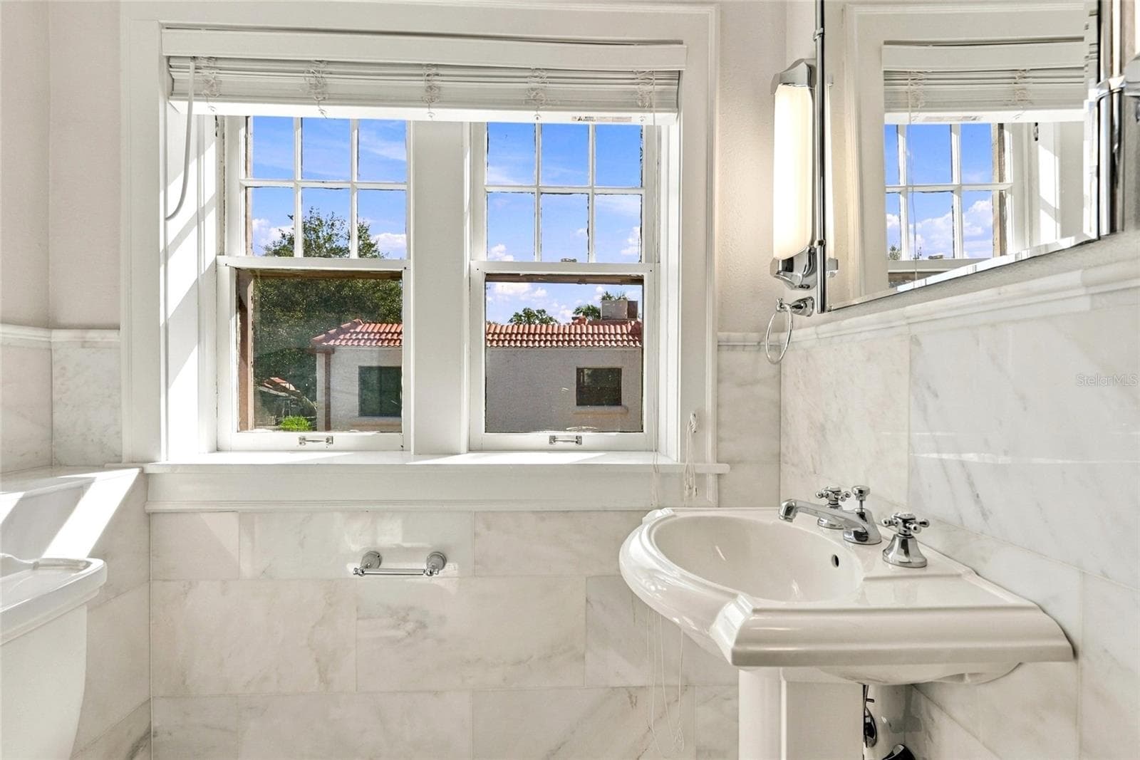 Guest Bathroom - 955 39TH AVE N, ST PETERSBURG