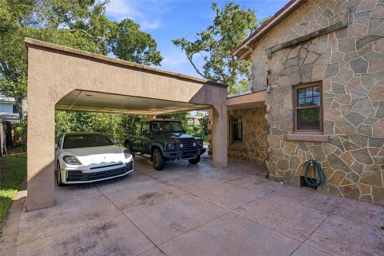 Carport - 955 39TH AVE N, ST PETERSBURG