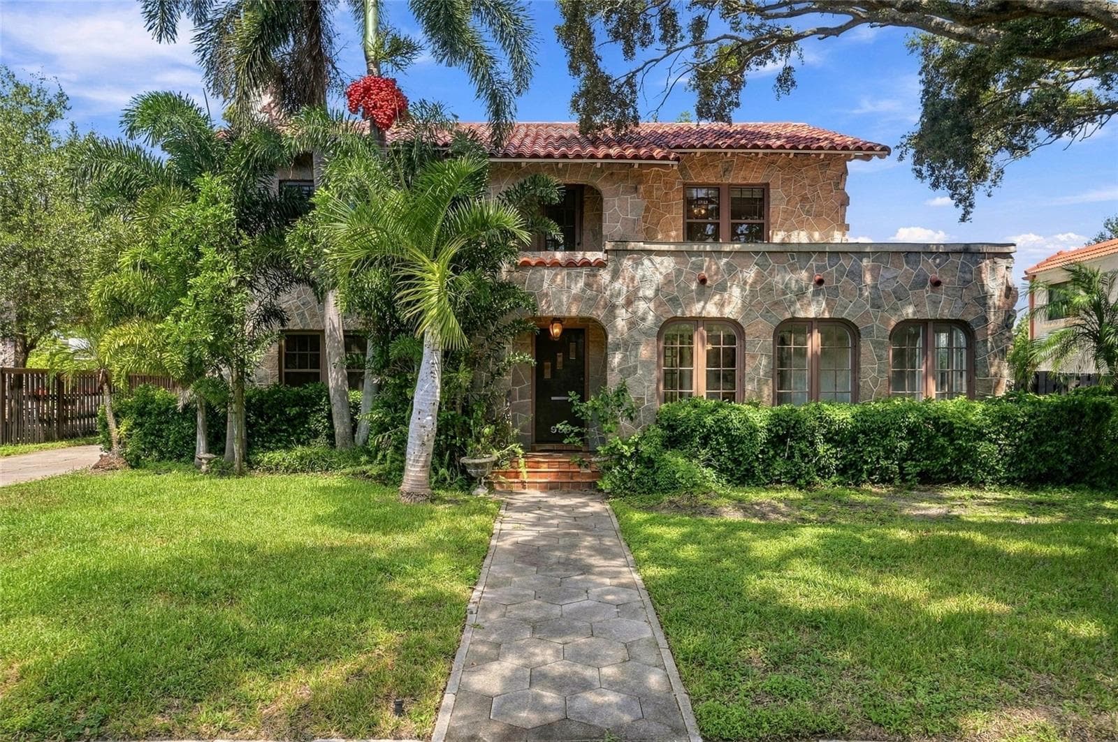 Single Family Residence at 955 39TH AVE N, ST PETERSBURG, photo 54 of 61