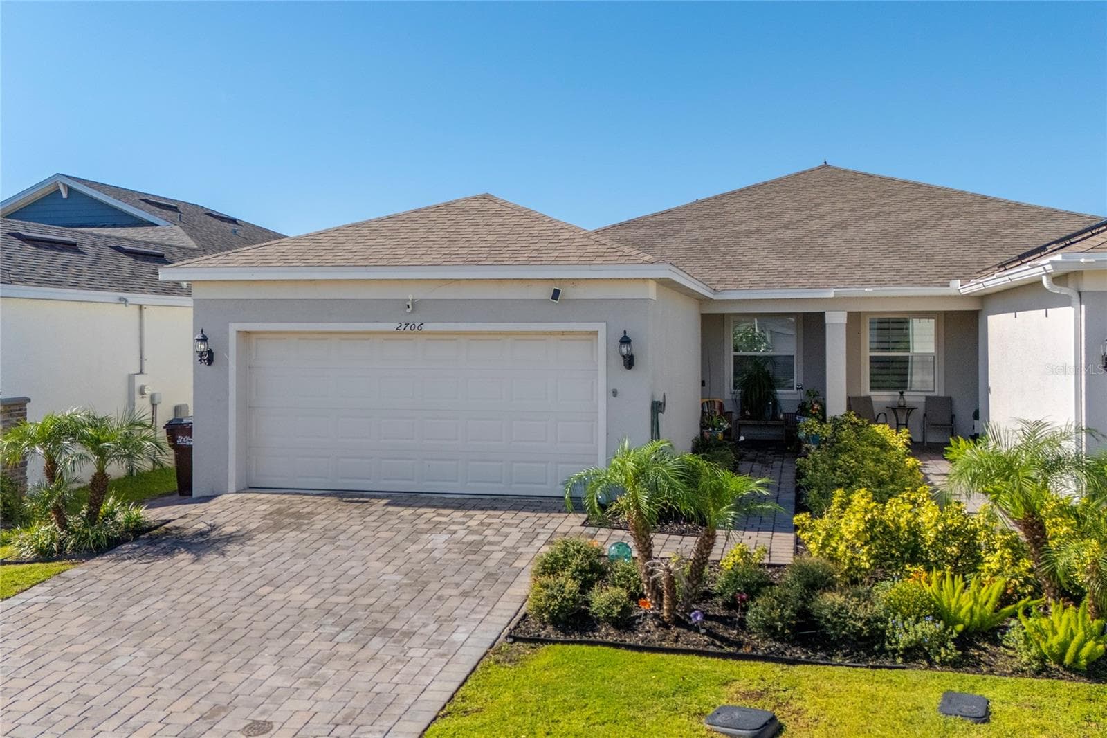 2706 SUMMER RETREAT LN