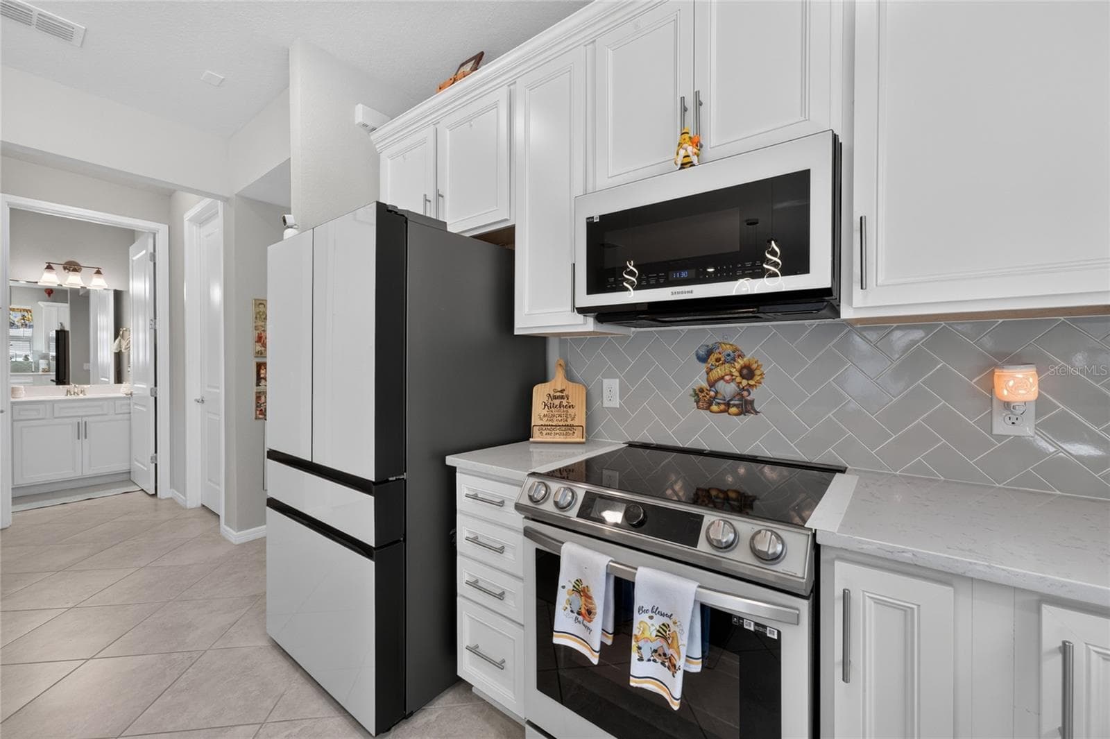 Villa at 2706 SUMMER RETREAT LN, KISSIMMEE, photo 11 of 36