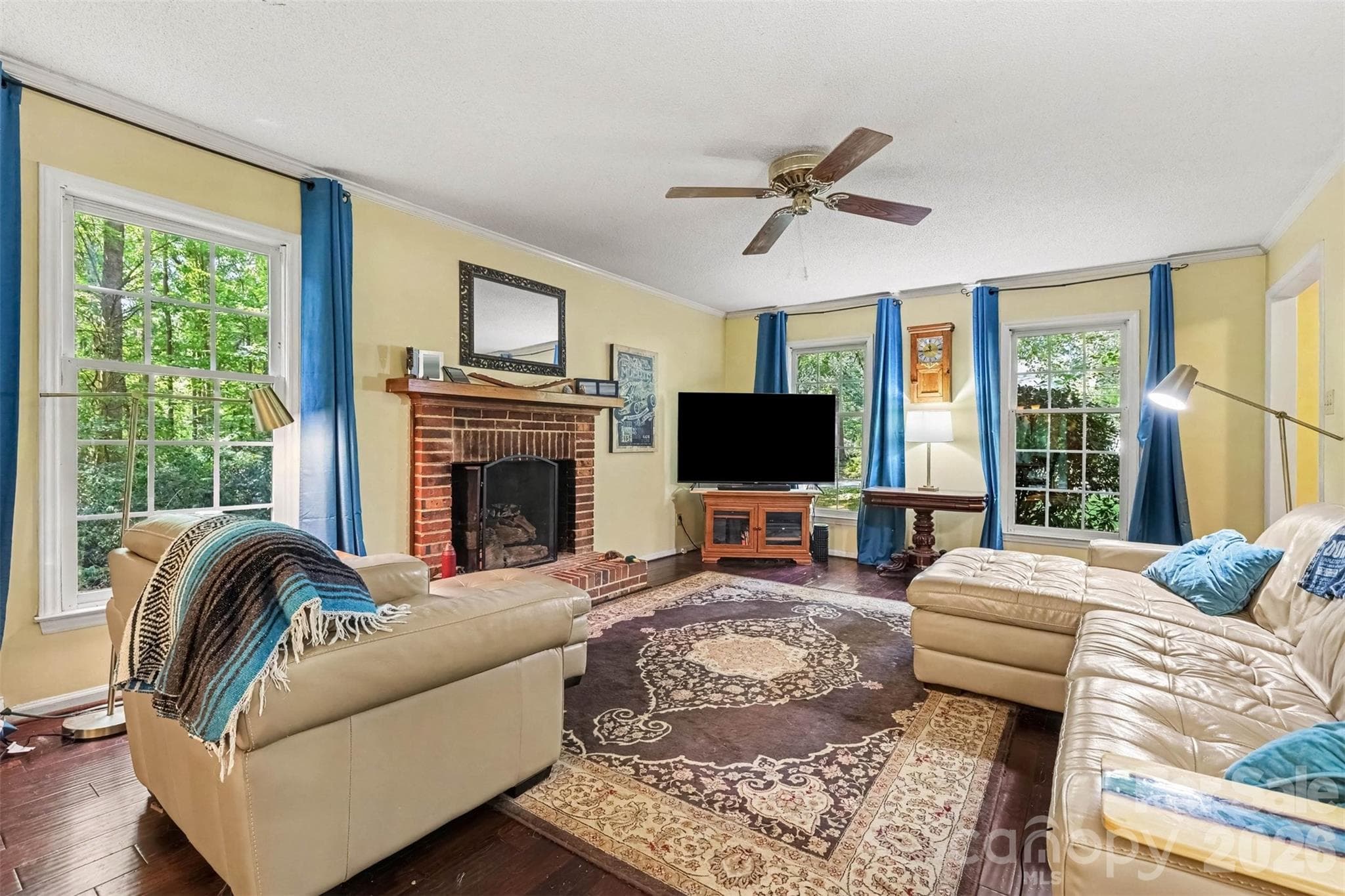 Single Family Residence at 2156 Olde Creek Road, Rock Hill, photo 4 of 22