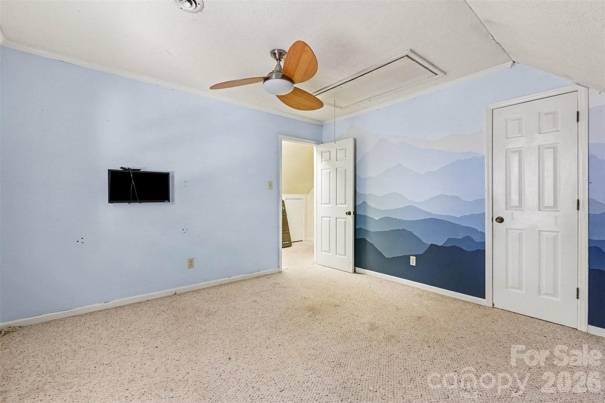 Single Family Residence at 2156 Olde Creek Road, Rock Hill, photo 12 of 22