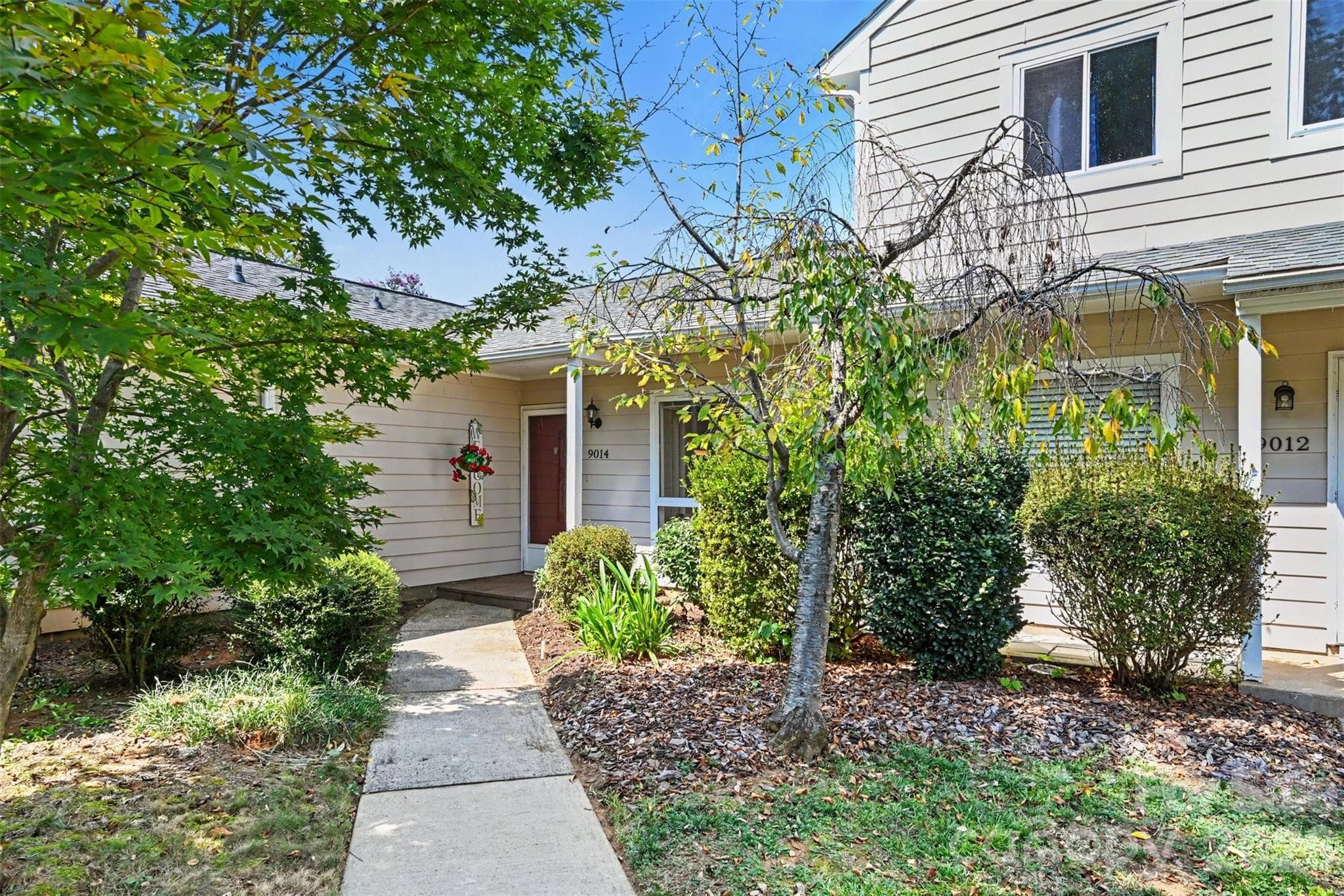 Townhouse at 9014 Mcalpine Cove Court, Charlotte, photo 3 of 22