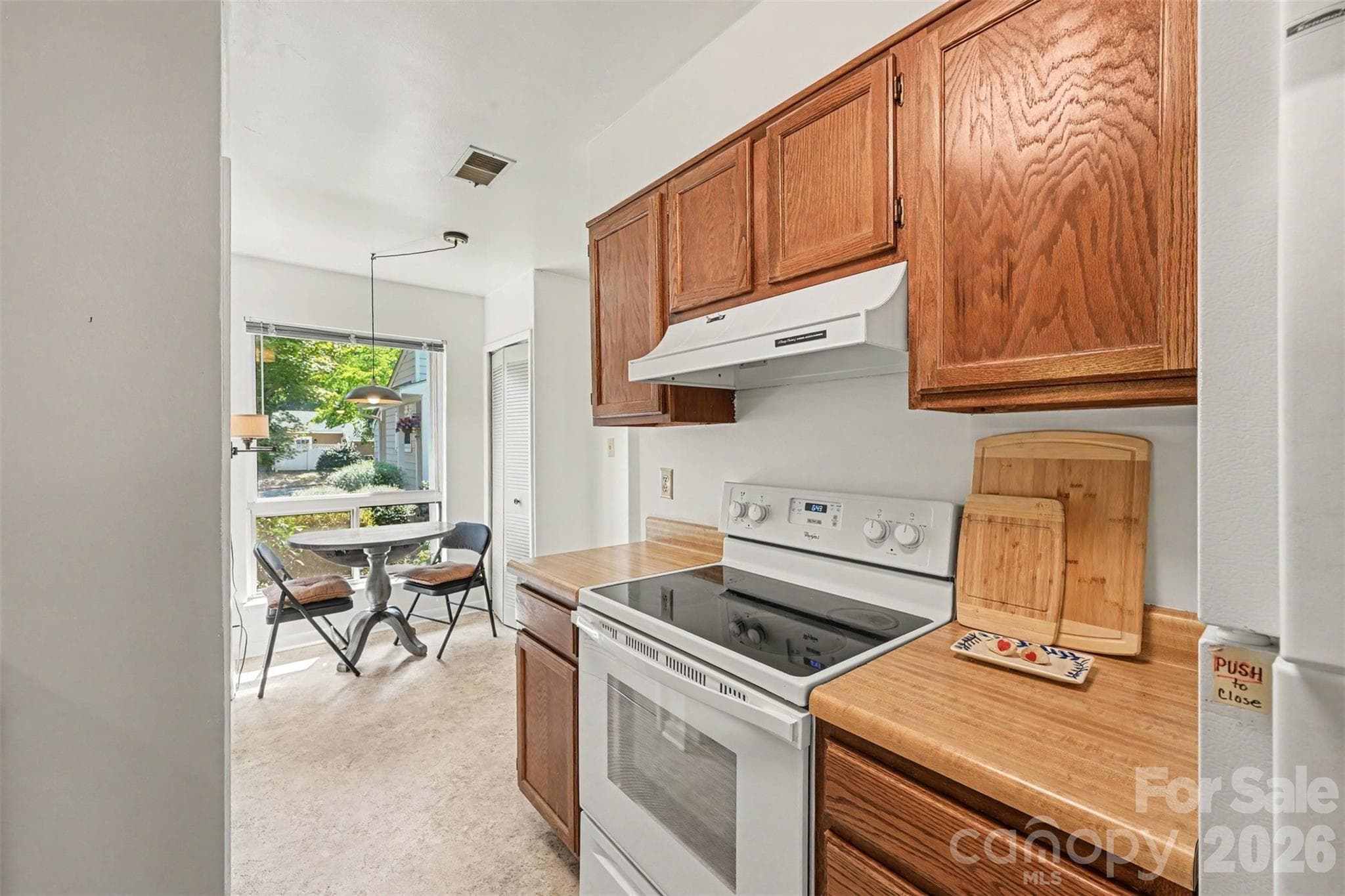 Townhouse at 9014 Mcalpine Cove Court, Charlotte, photo 10 of 22