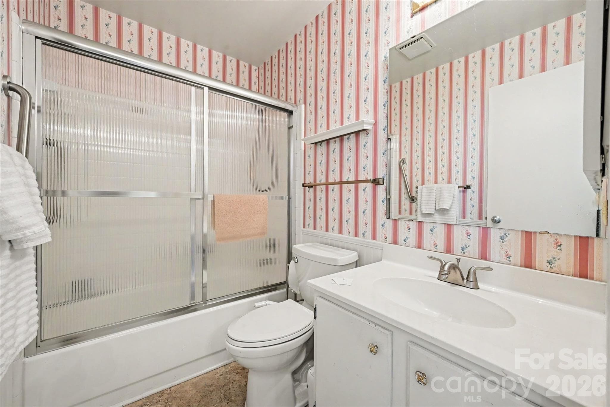 Townhouse at 9014 Mcalpine Cove Court, Charlotte, photo 17 of 22